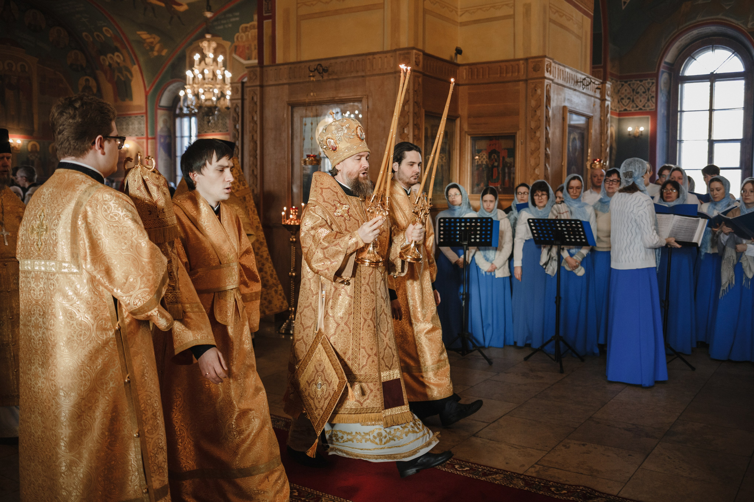 Служба Григория, митрополита, управляющего делами Московской Патриархии. Семейный фотограф Николаева Ольга