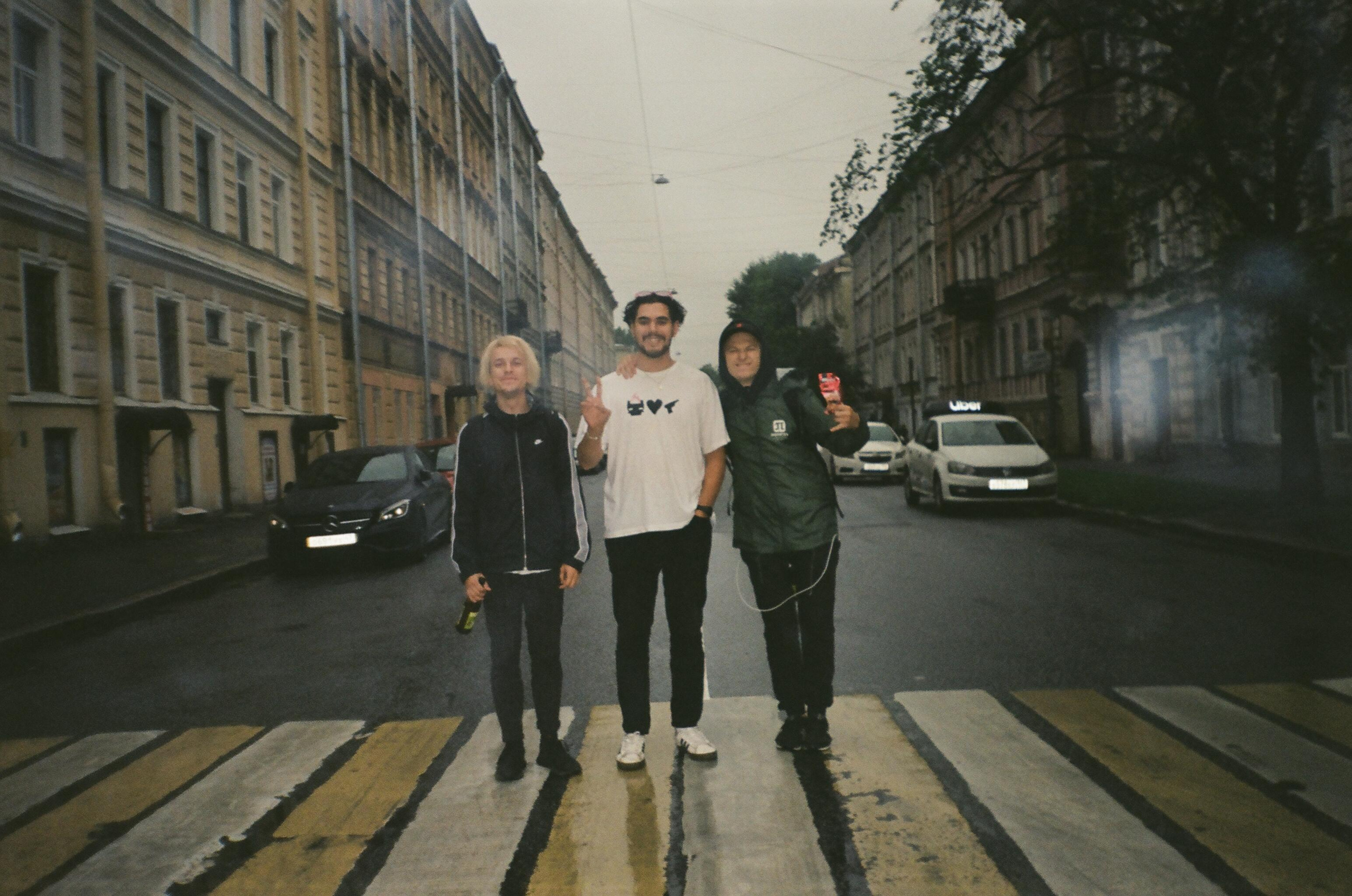 Фотографии на пленку в Санкт-Петербурге. Фотограф в Санкт-Петербурге DOLININ