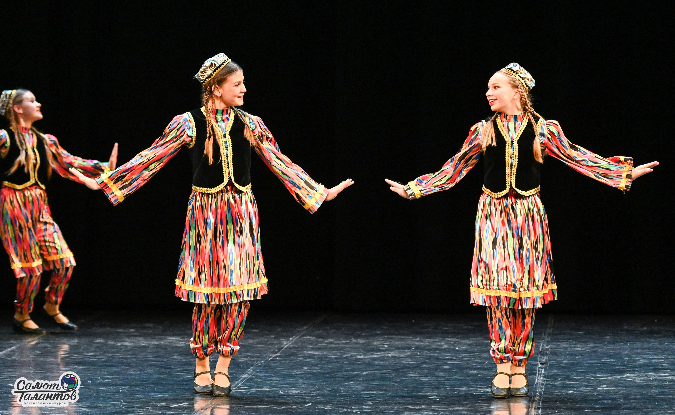 31.10.2024 6-й Международный Творческий Фестиваль-Конкурс «СЕРДЦЕ УРАЛА» г. Екб. Медиастудия Фото Концепт