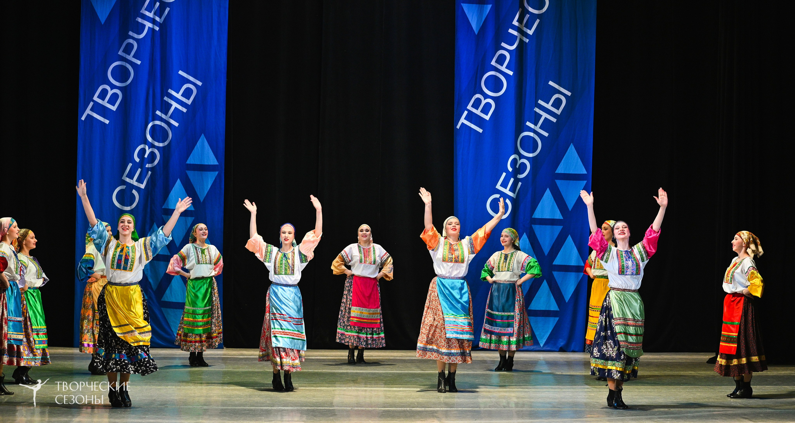 22.11.2025 IV Всероссийский хореографический фестиваль «Россия танцует на Волге». Медиастудия Фото Концепт