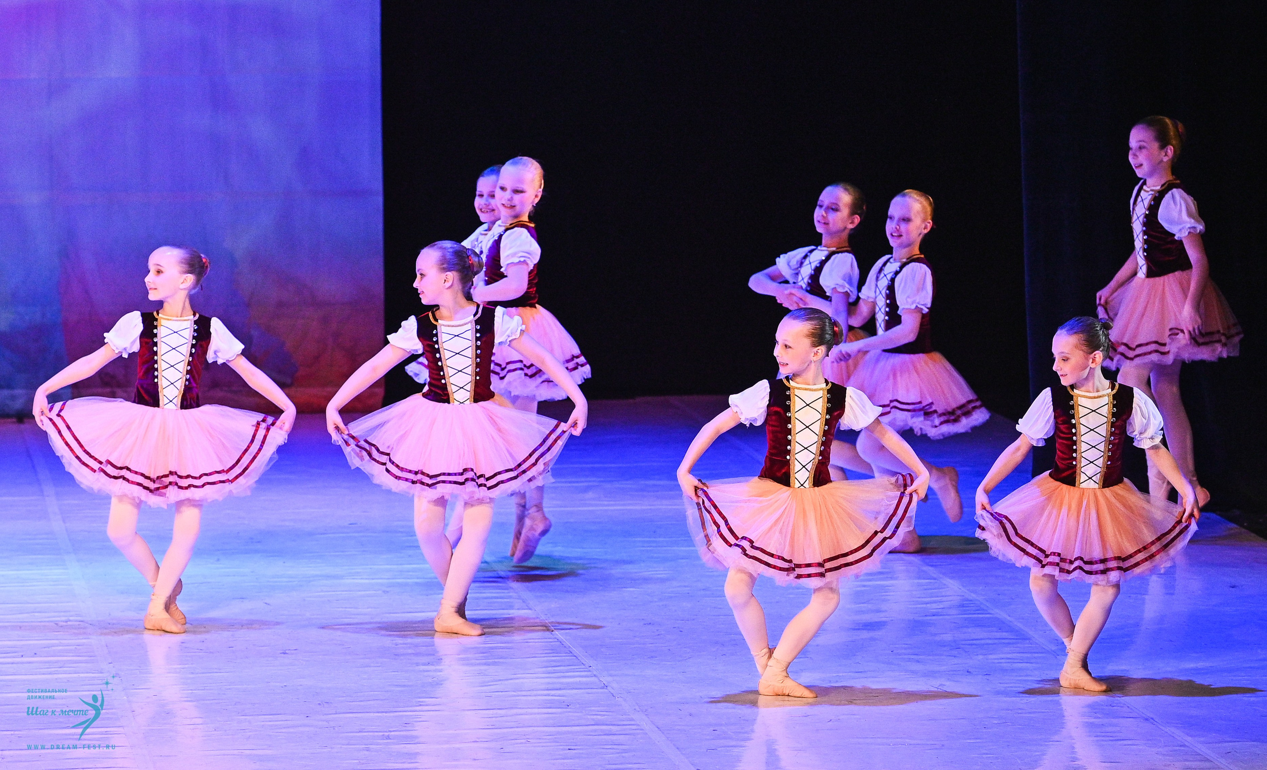 12.04.2025 Фестивальное движение «Шаг к мечте» г. Москва. Медиастудия Фото Концепт