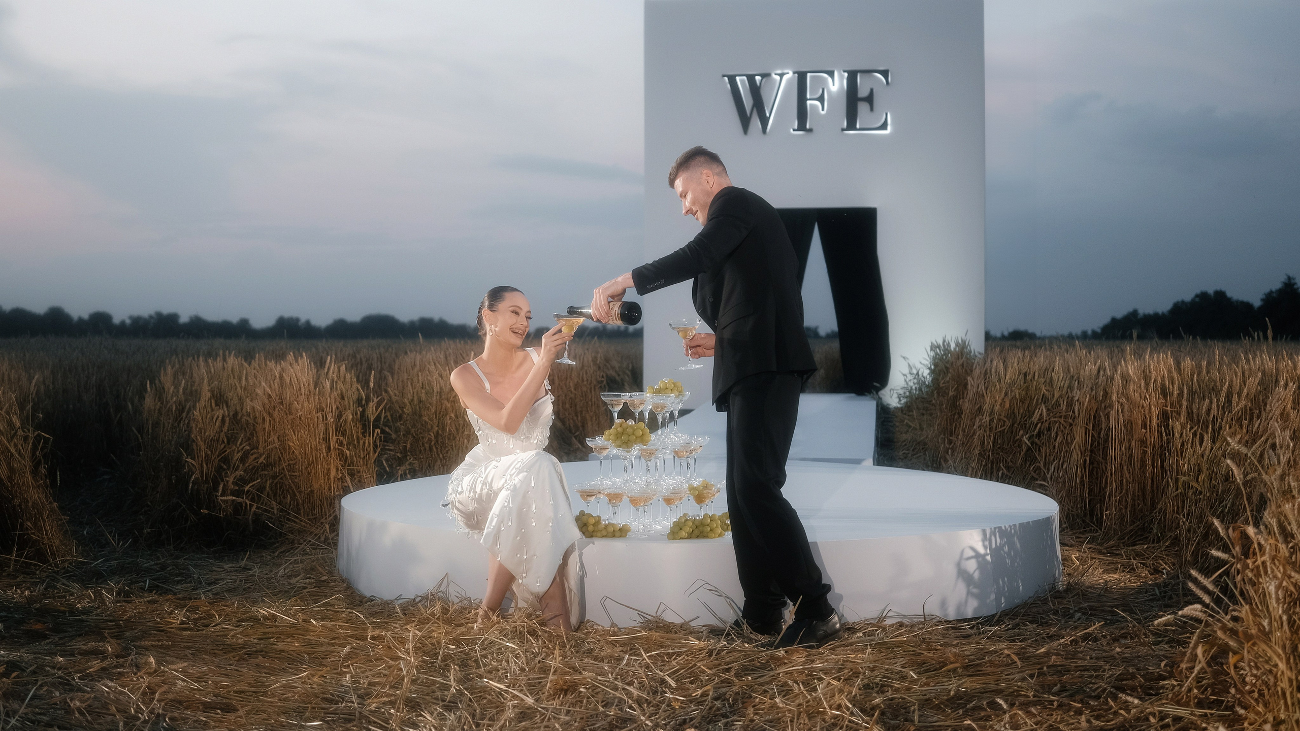 WFE. Свадебный фотограф Артем Ковалев