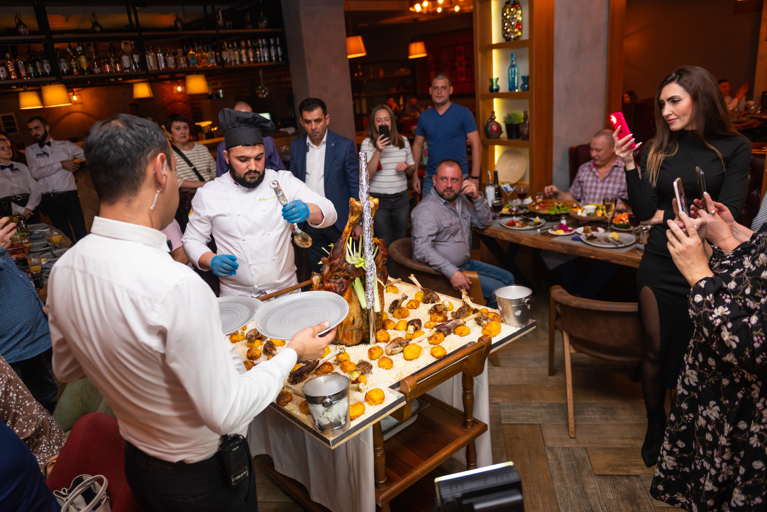 Ресторану Бакинский бульвар № 1 4 года. Свадебный и семейный фотограф в Дзержинске Екатерина Шулакова