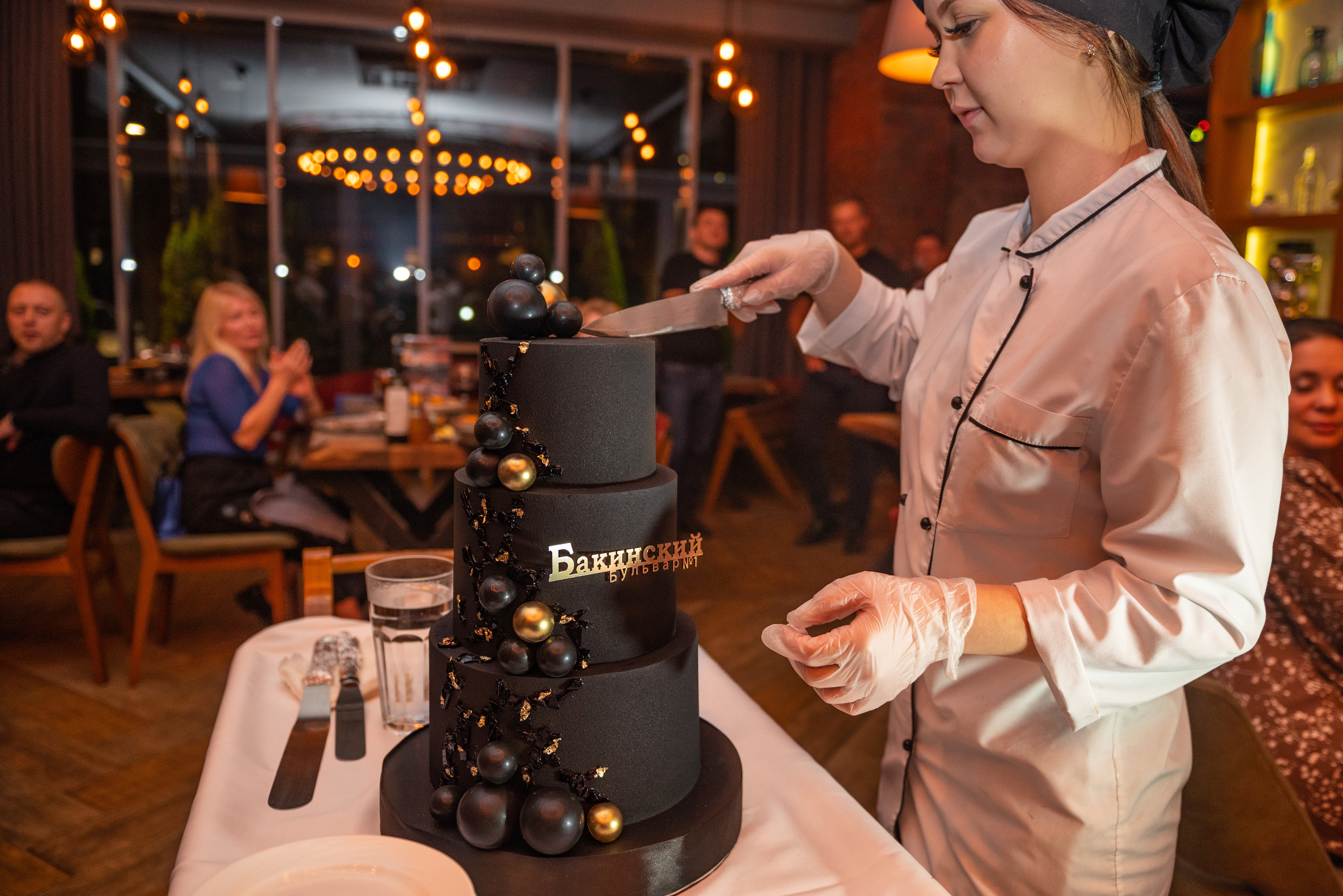 Ресторану Бакинский бульвар № 1 4 года. Свадебный и семейный фотограф в Дзержинске Екатерина Шулакова