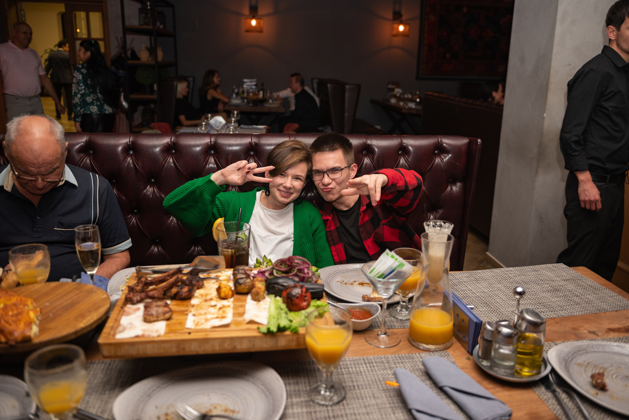 Ресторану Бакинский бульвар № 1 4 года. Свадебный и семейный фотограф в Дзержинске Екатерина Шулакова