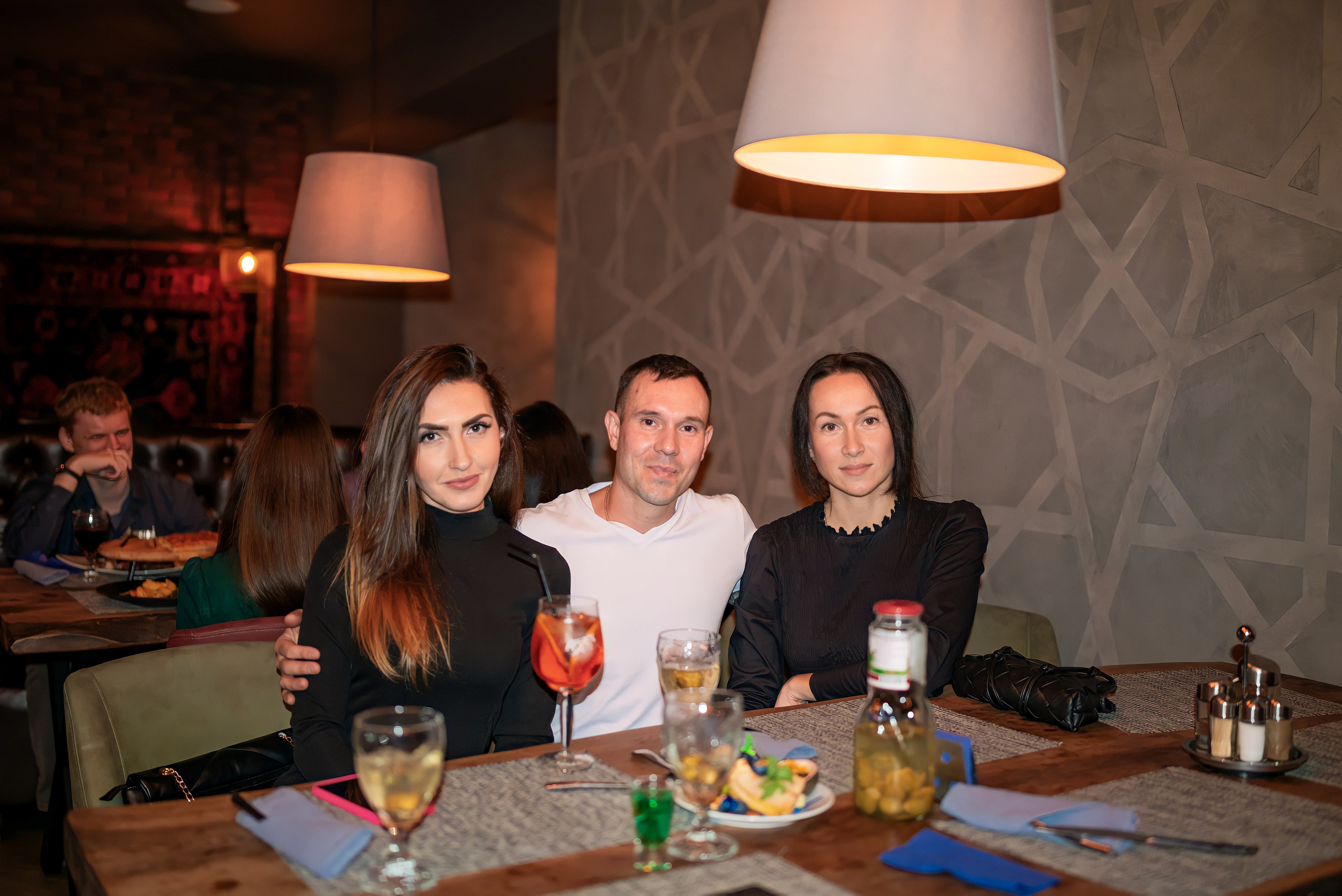 Ресторану Бакинский бульвар № 1 4 года. Свадебный и семейный фотограф в Дзержинске Екатерина Шулакова