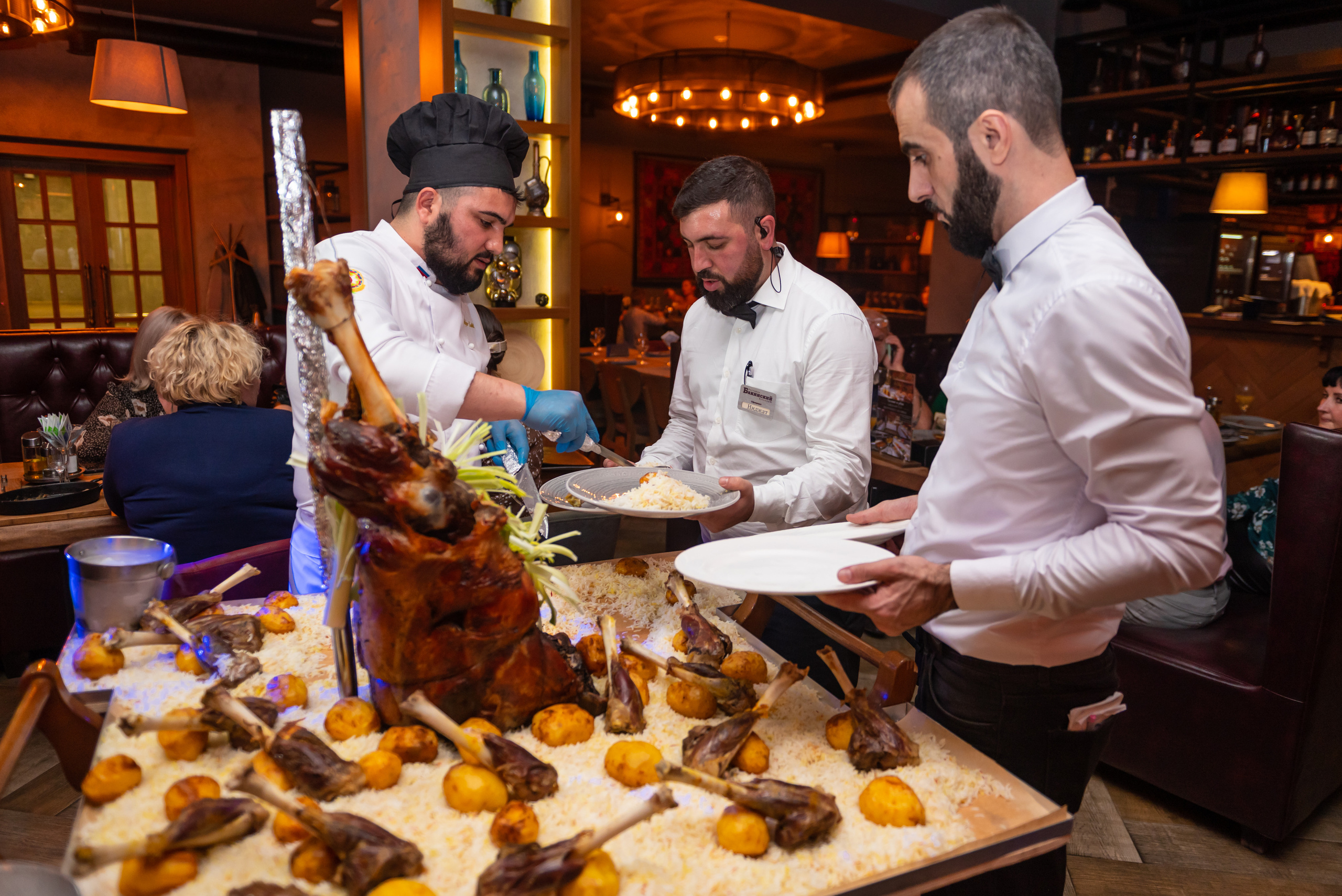 Ресторану Бакинский бульвар № 1 4 года. Свадебный и семейный фотограф в Дзержинске Екатерина Шулакова