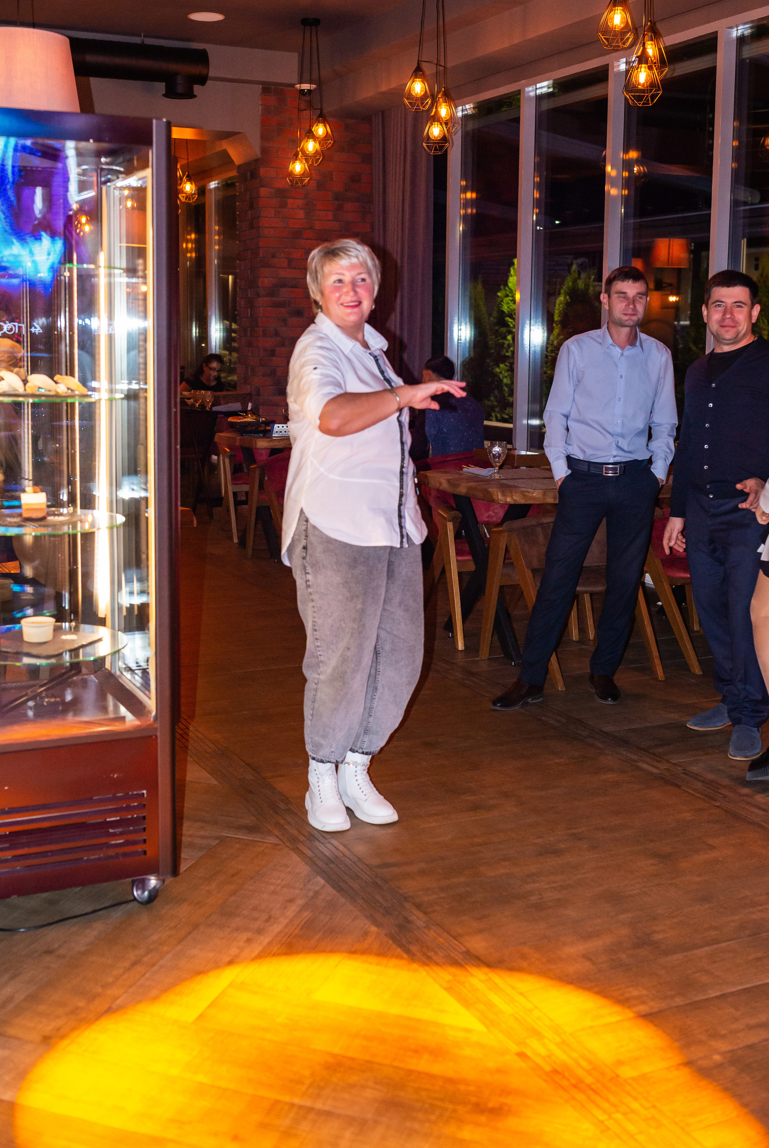 Ресторану Бакинский бульвар № 1 4 года. Свадебный и семейный фотограф в Дзержинске Екатерина Шулакова