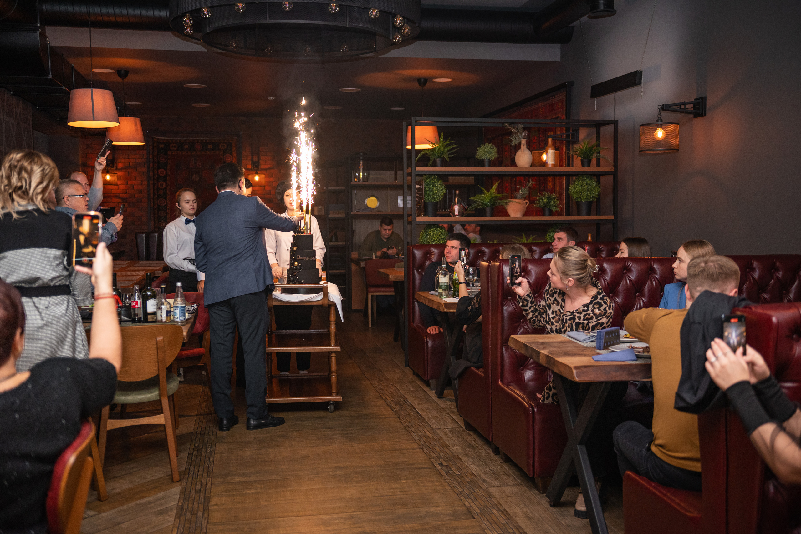 Ресторану Бакинский бульвар № 1 4 года. Свадебный и семейный фотограф в Дзержинске Екатерина Шулакова