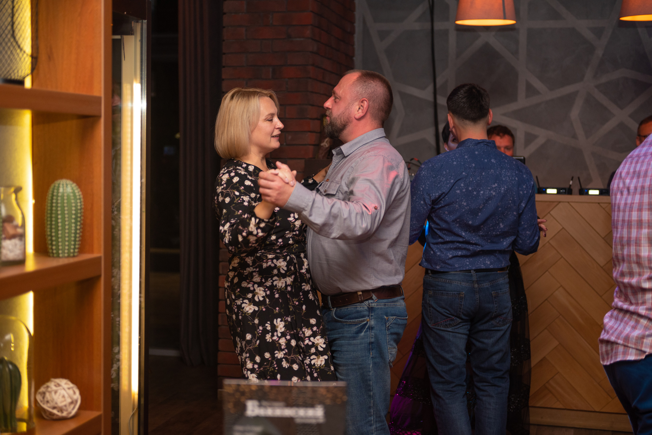 Ресторану Бакинский бульвар № 1 4 года. Свадебный и семейный фотограф в Дзержинске Екатерина Шулакова