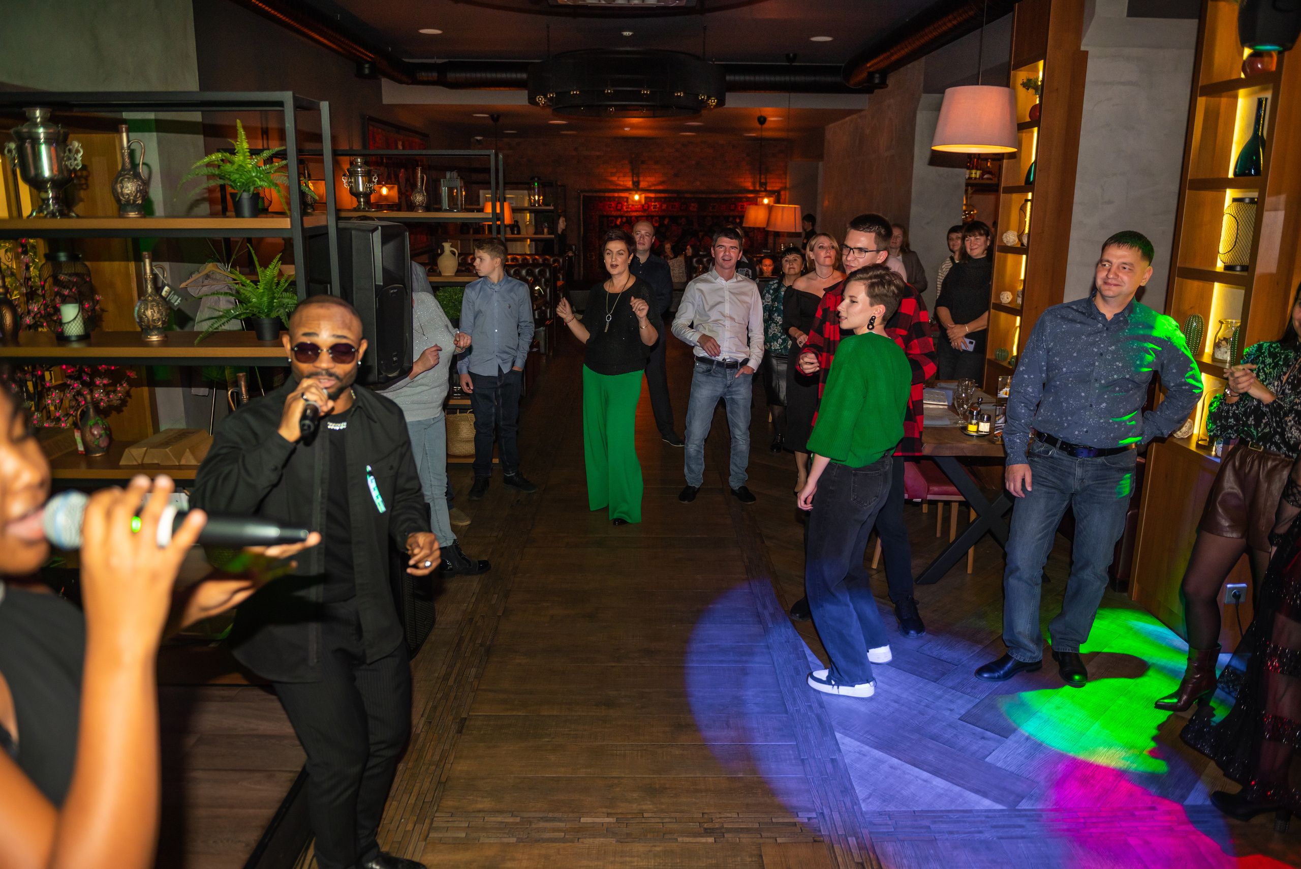 Ресторану Бакинский бульвар № 1 4 года. Свадебный и семейный фотограф в Дзержинске Екатерина Шулакова