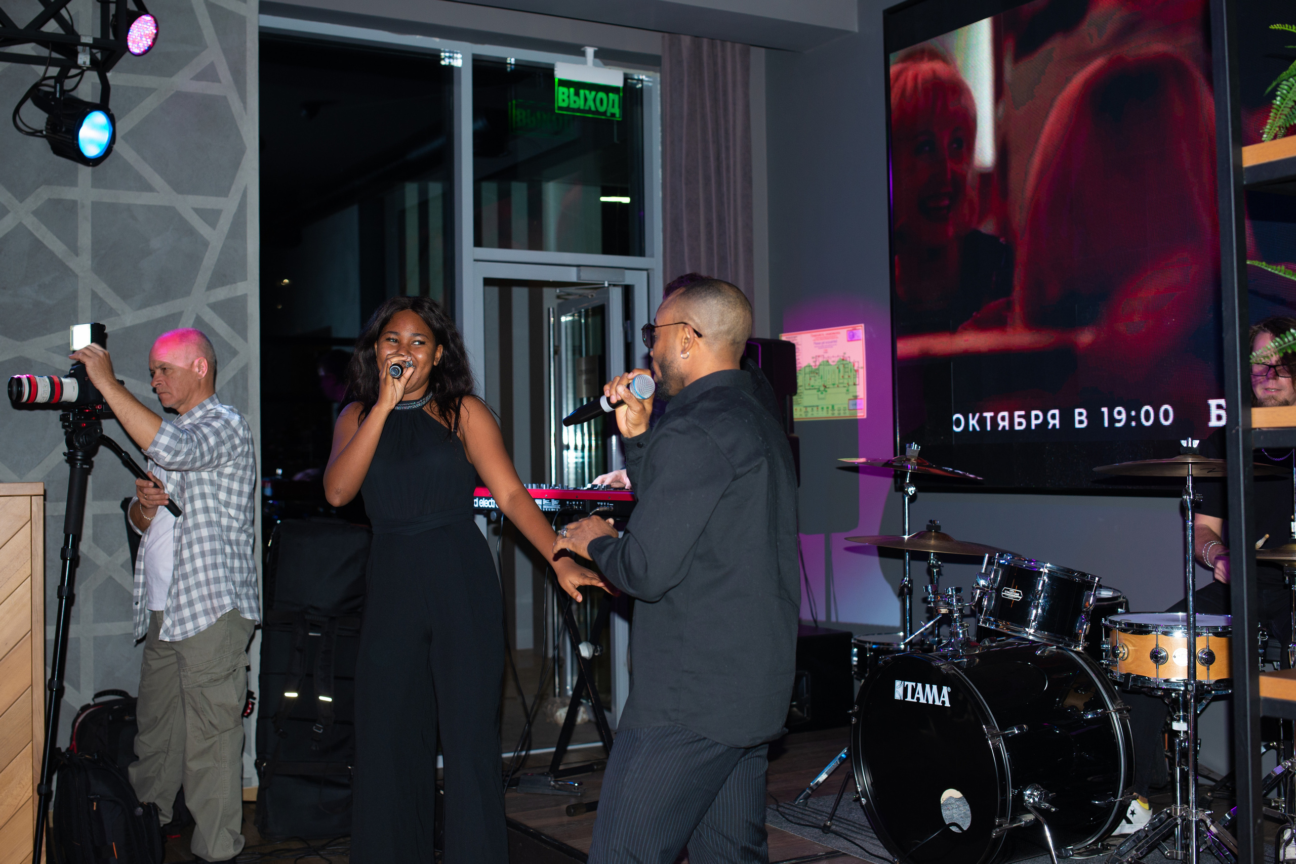 Ресторану Бакинский бульвар № 1 4 года. Свадебный и семейный фотограф в Дзержинске Екатерина Шулакова