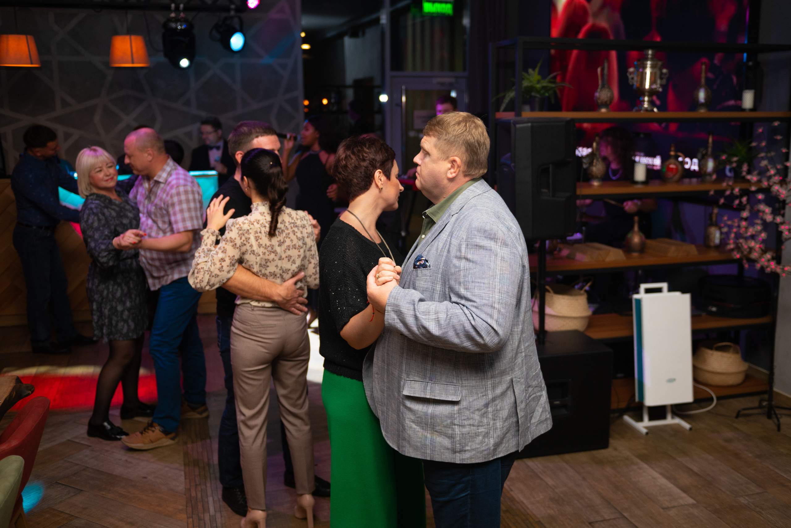 Ресторану Бакинский бульвар № 1 4 года. Свадебный и семейный фотограф в Дзержинске Екатерина Шулакова