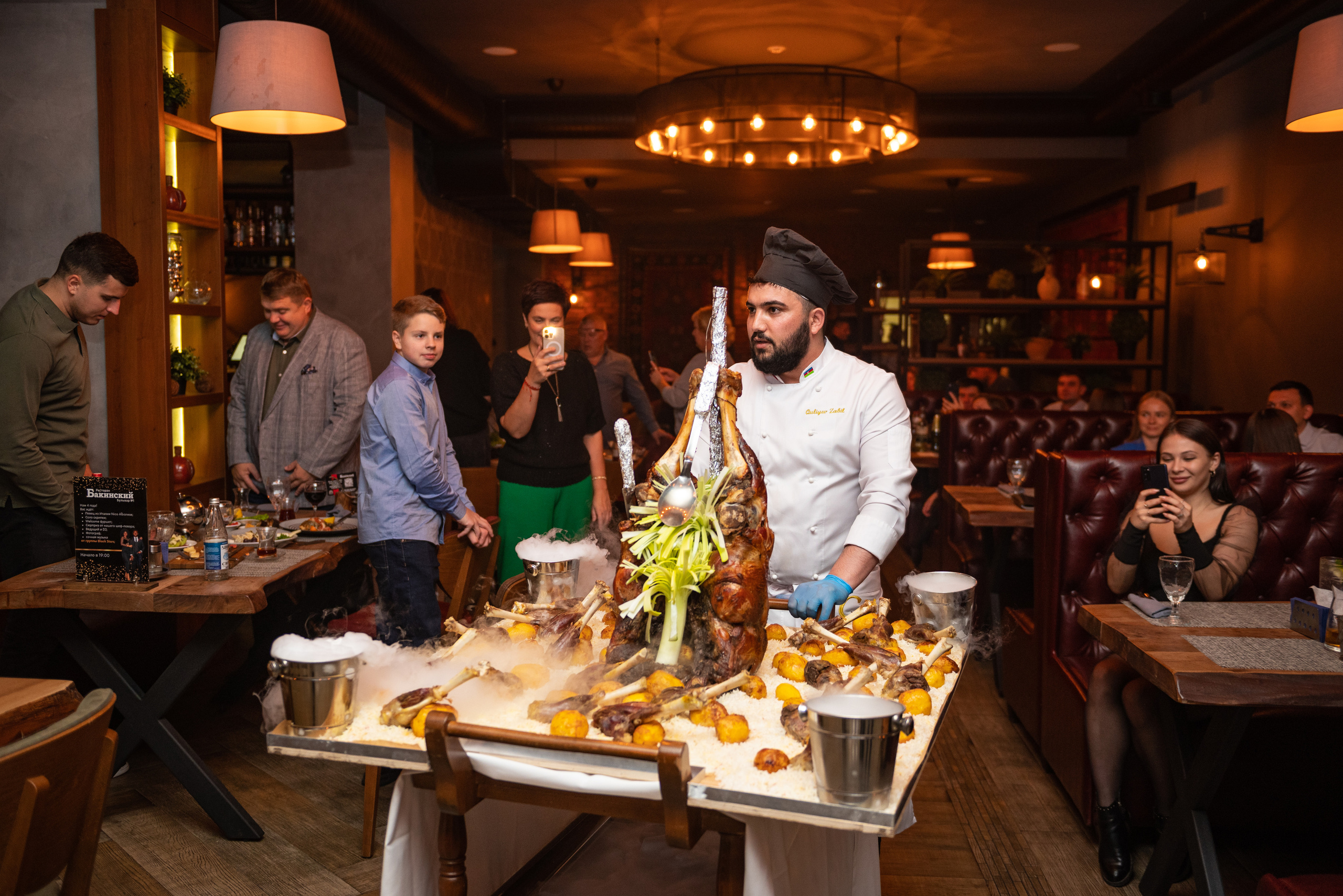 Ресторану Бакинский бульвар № 1 4 года. Свадебный и семейный фотограф в Дзержинске Екатерина Шулакова