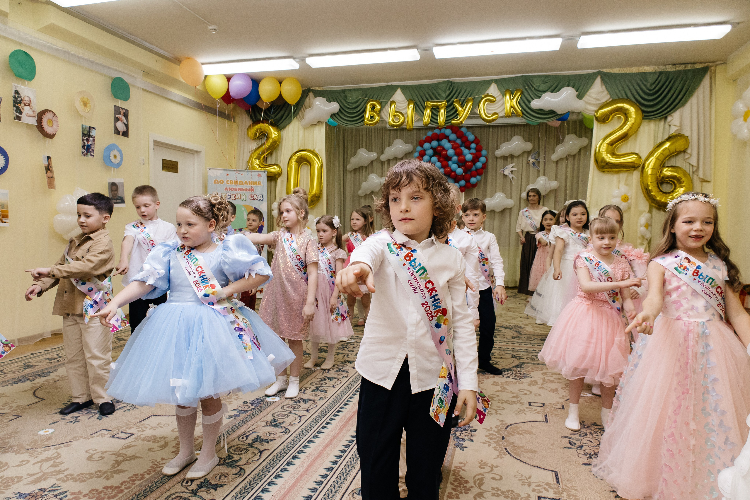 Выпускные. Индивидуальный, парный и семейный фотограф Алиса Полунина