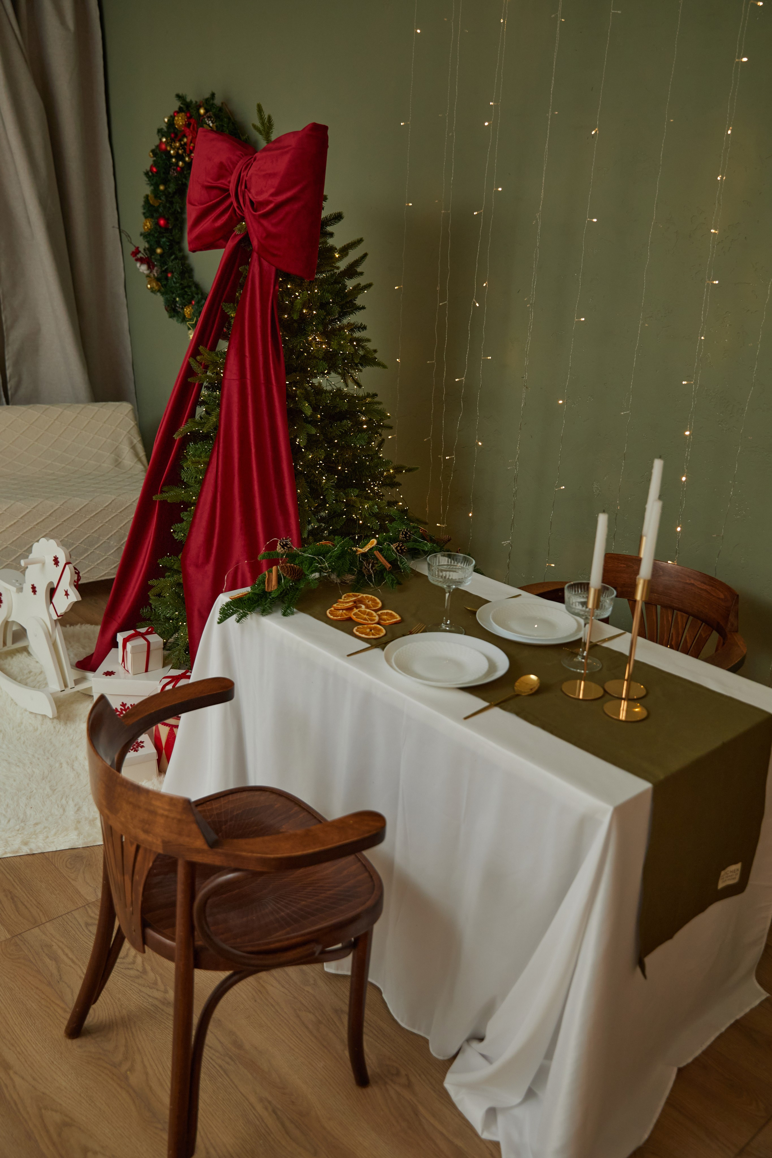 Новогодние локации (до 12 января 2026). Content Studio фотостудия