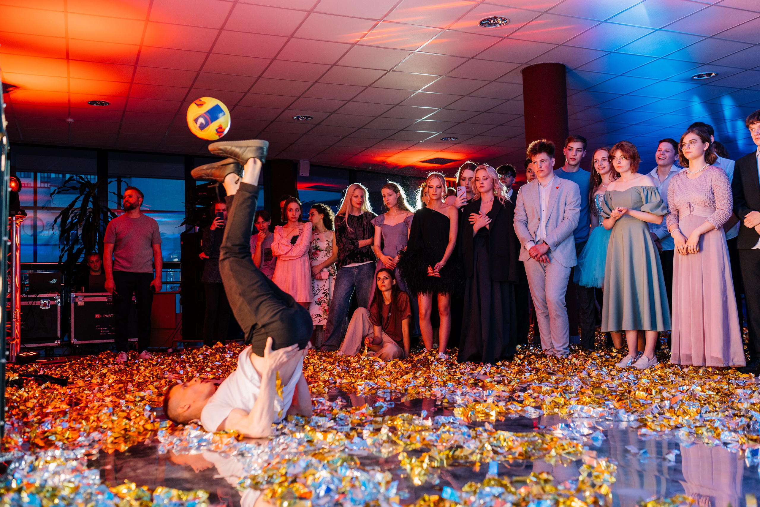 Выпускной 61 школа