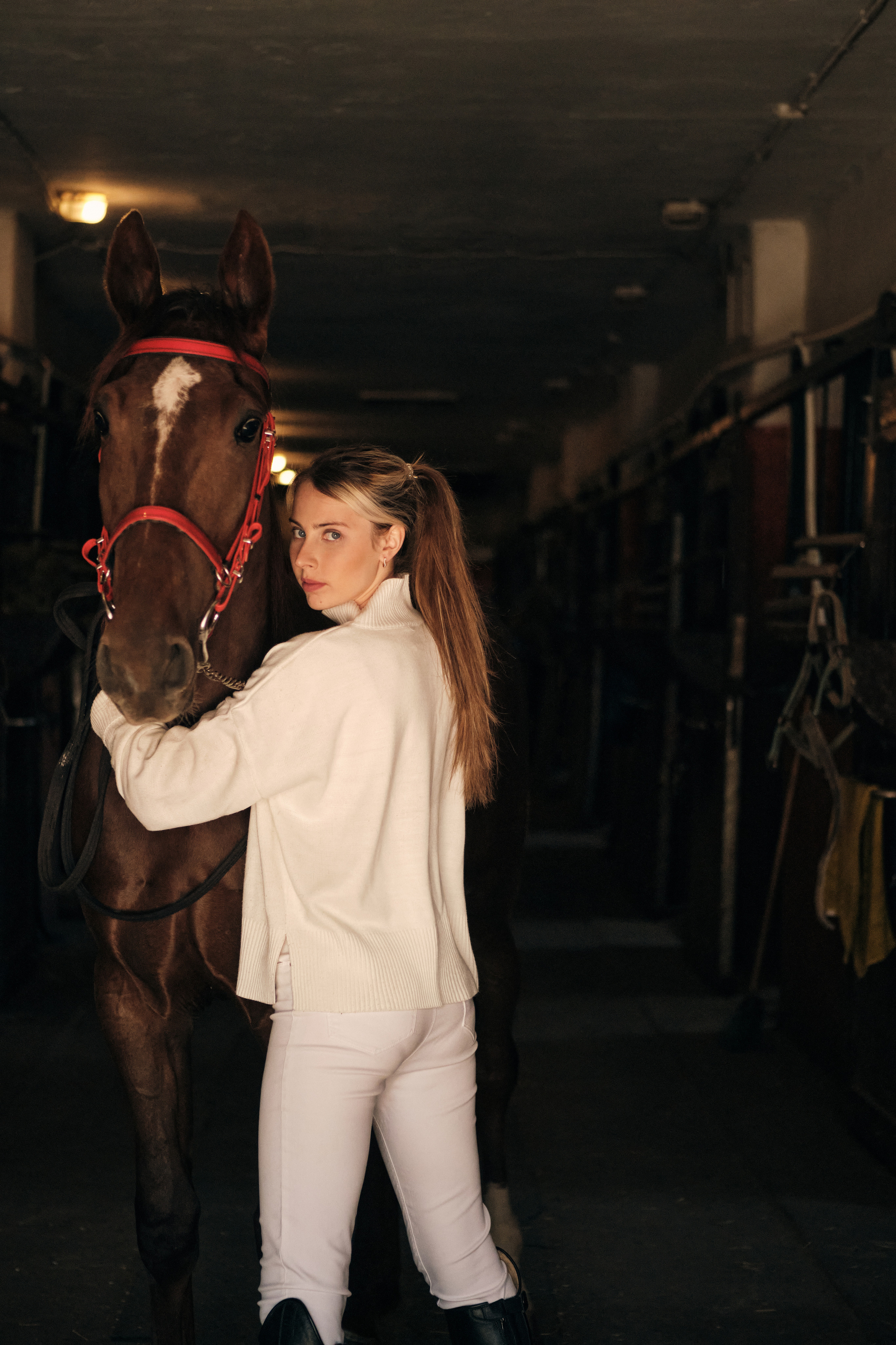 Полина и лошадь. Фотограф в Москве — Галунина Кристина