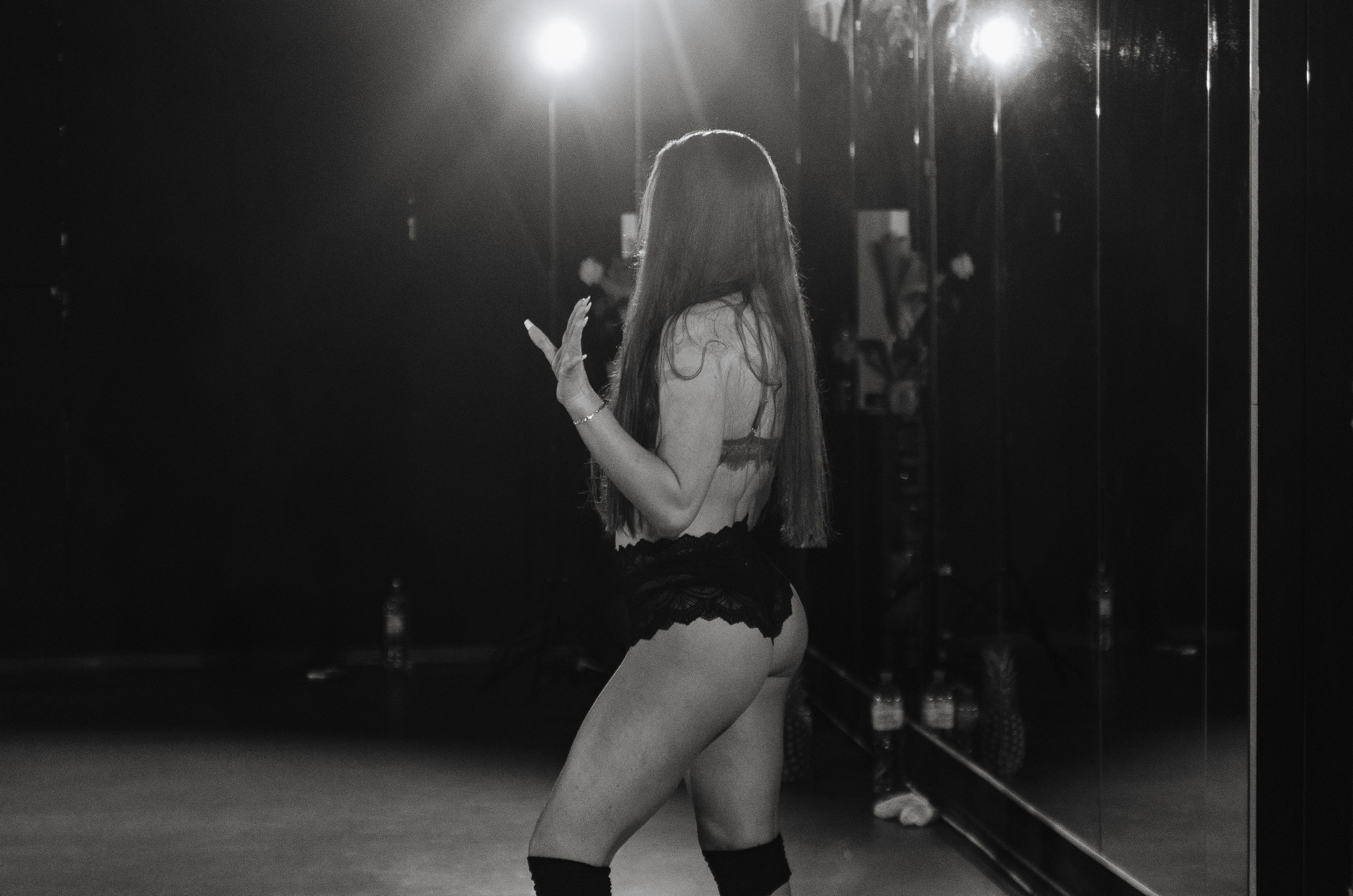 Мастер-классы по High Heels/Girly hip-hop от Оксаны ATTA. Денисова Аля — фотограф для парных съемок и индивидуальных историй в Барнауле