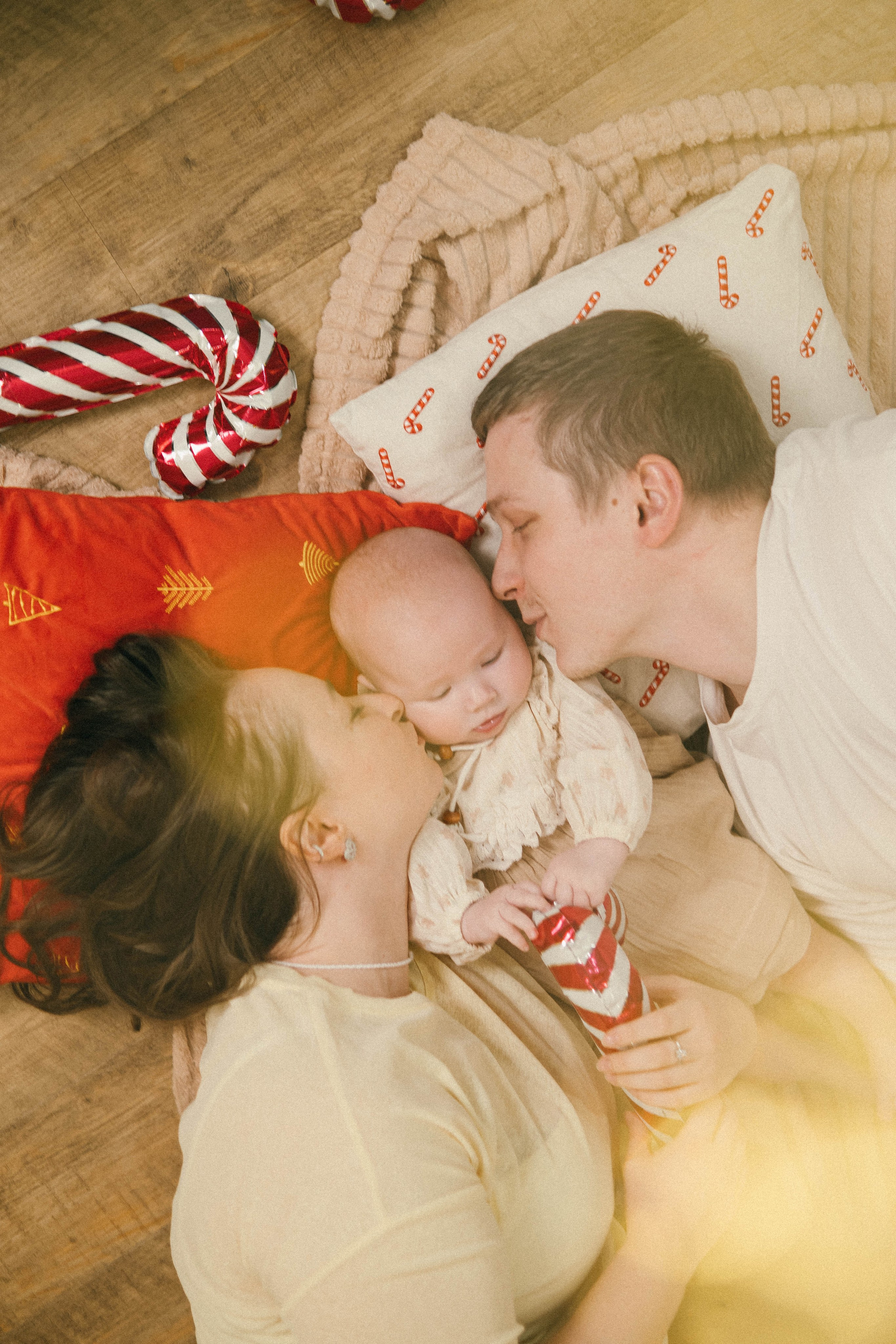 Лера, Артур и Машенька (Новый год 26). Анна Демидова — фотография для жизни и бизнеса в Абакане