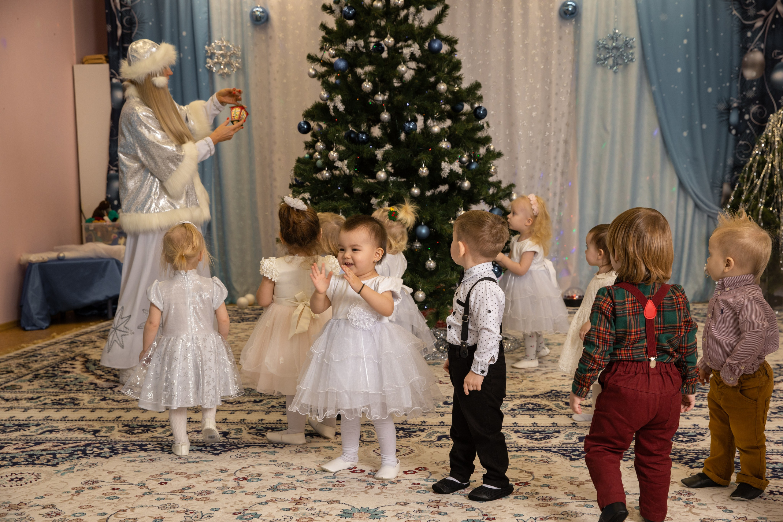 Новогодний утренник Успех. Фотограф в Железнодорожном и Балашихе