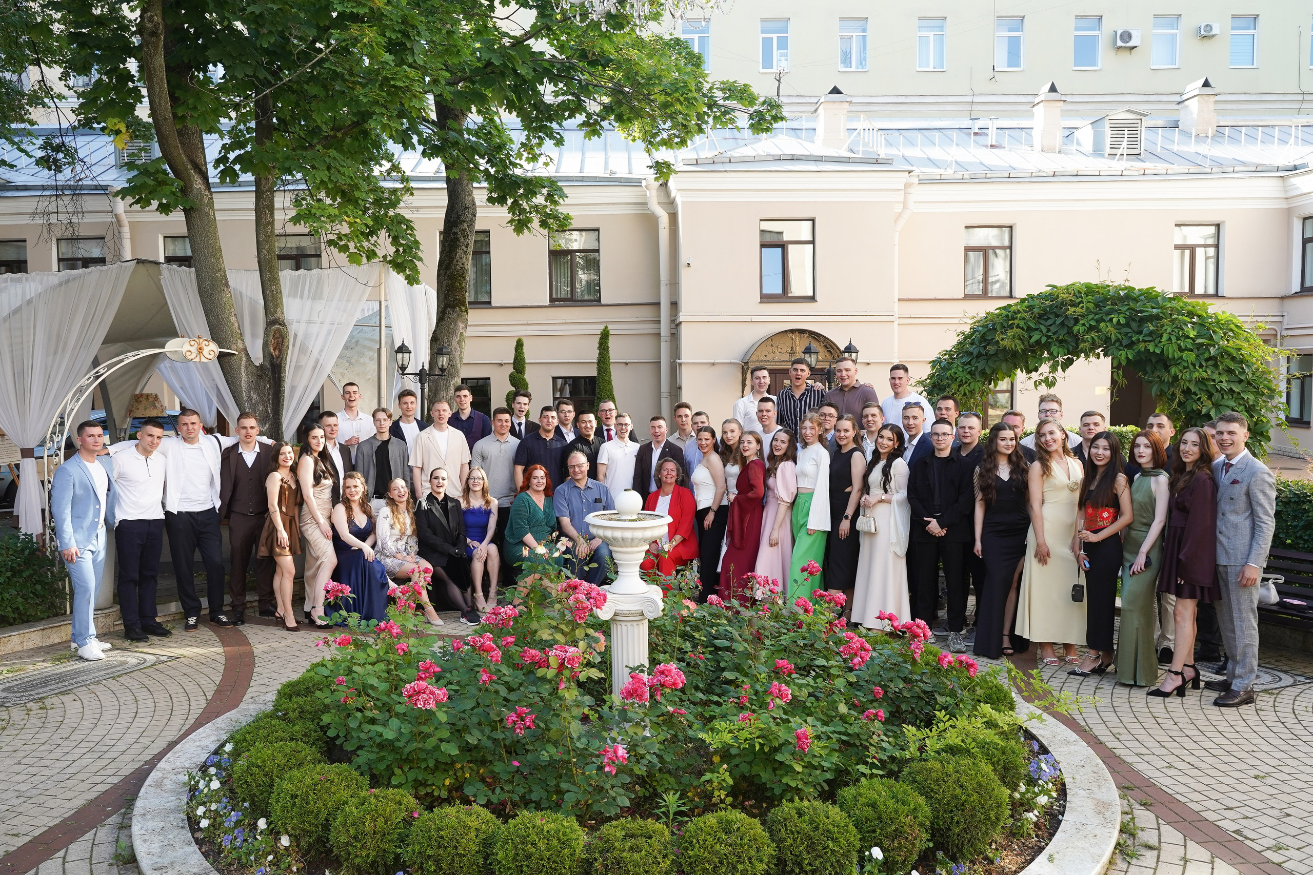 Выпускные. Репортажный фотограф и видеограф в Санкт-Петербурге