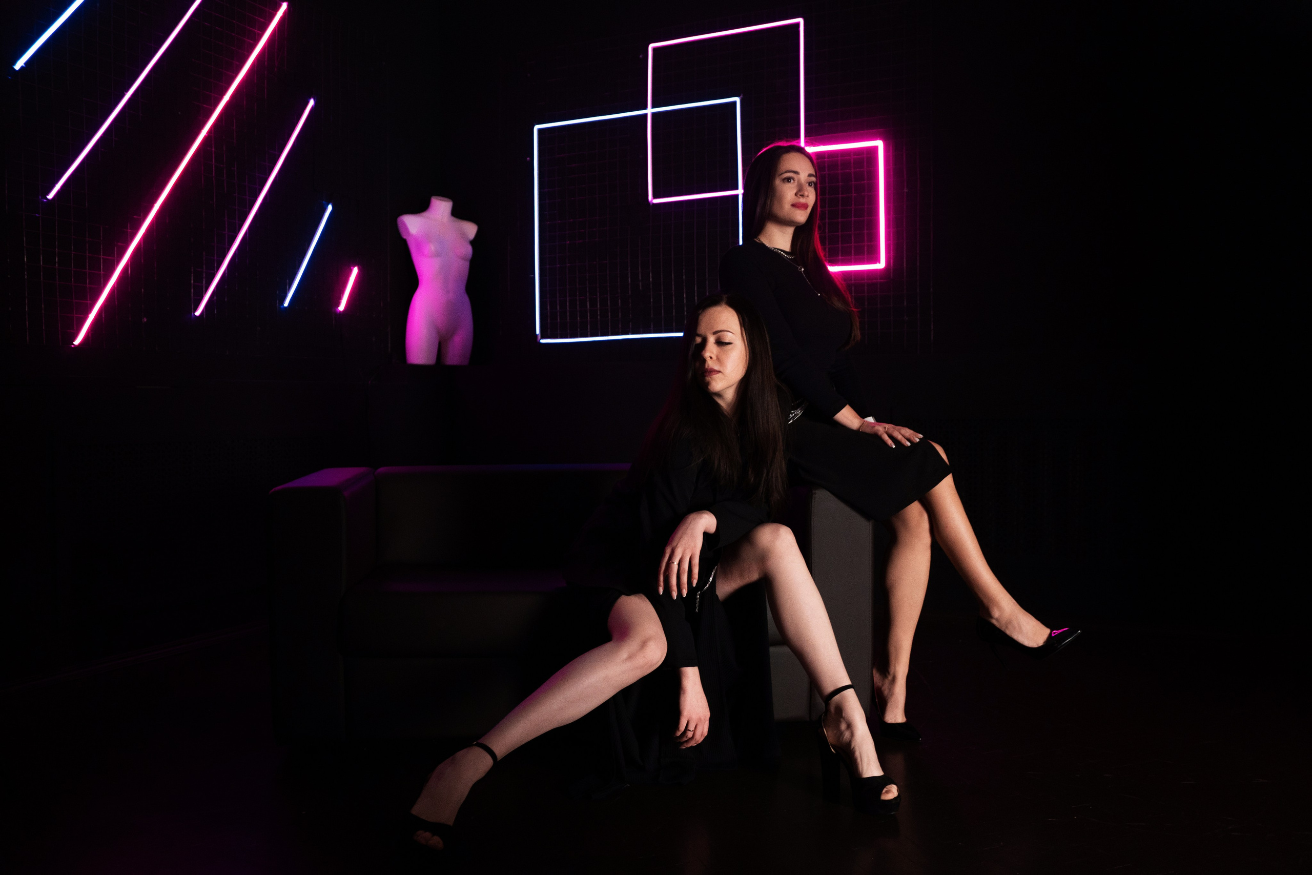 Полина и Катя. Фотограф Виталий Сид: профессиональная фотосъемка, обучение и новости индустрии