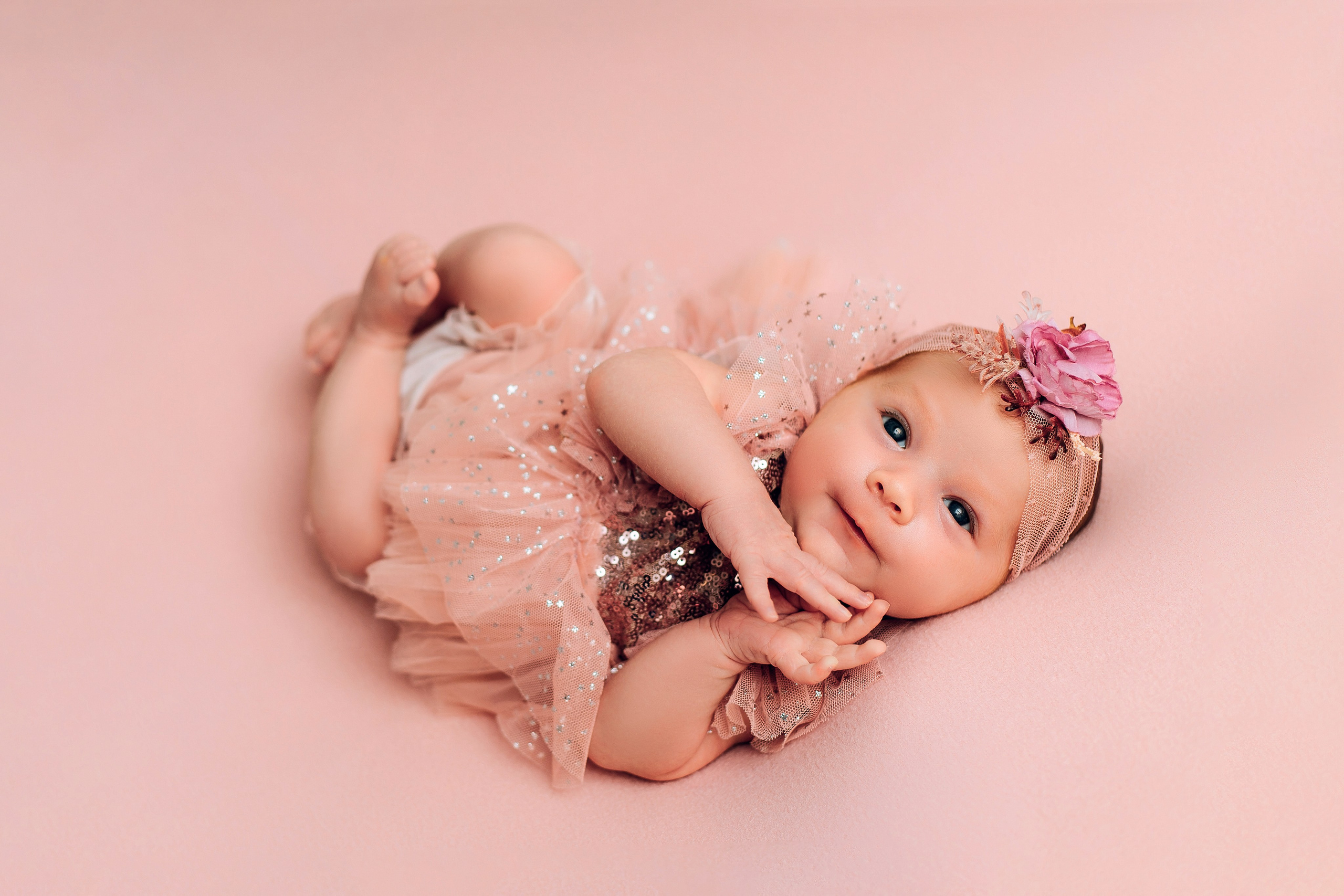 Новорожденные малыши. Фотограф беременных и новорожденных Егармина Валентина