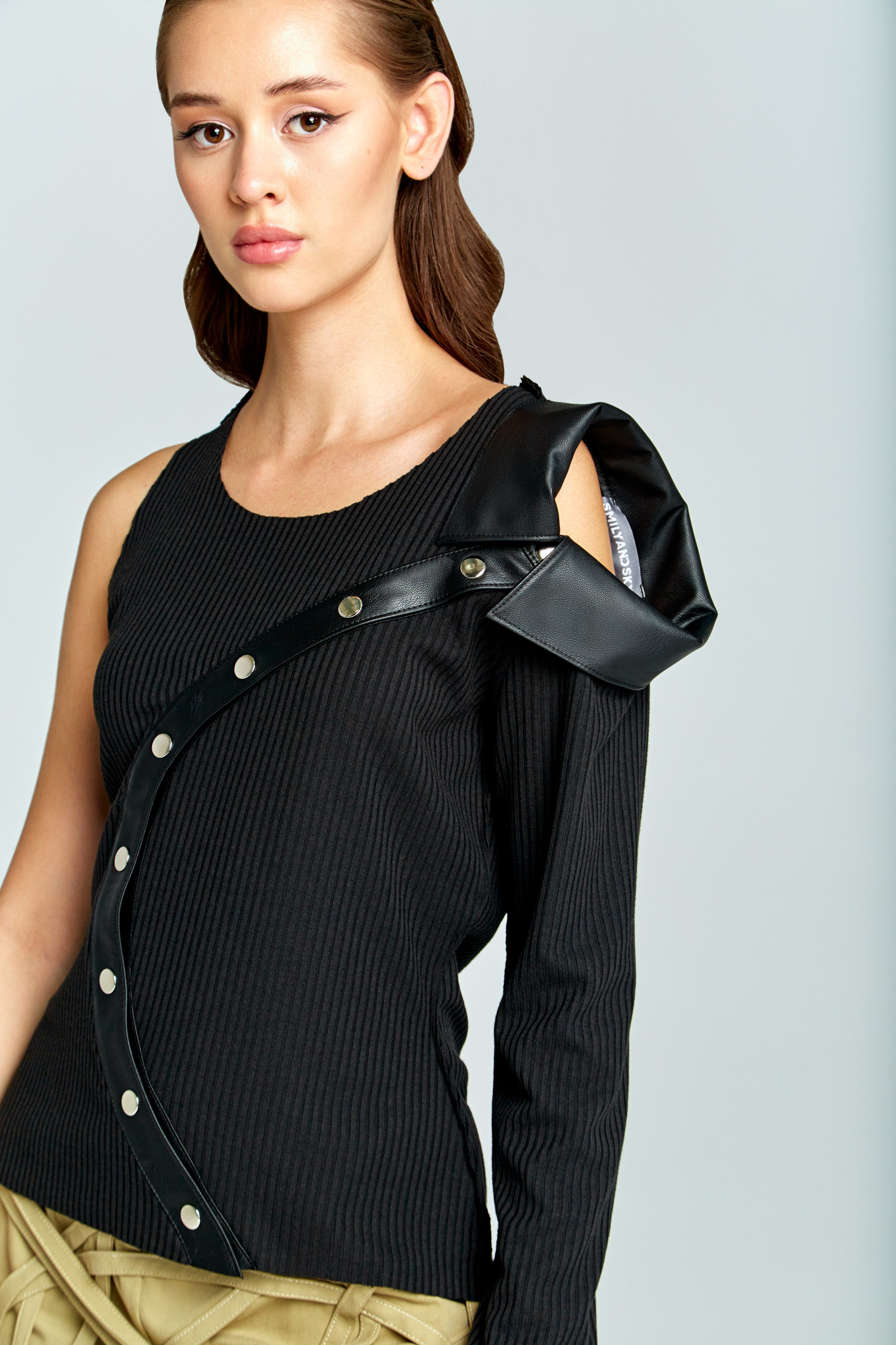 Каталог SMILYANDSKY. Коммерческий фешн и бьюти фотограф в Москве Березина Анна