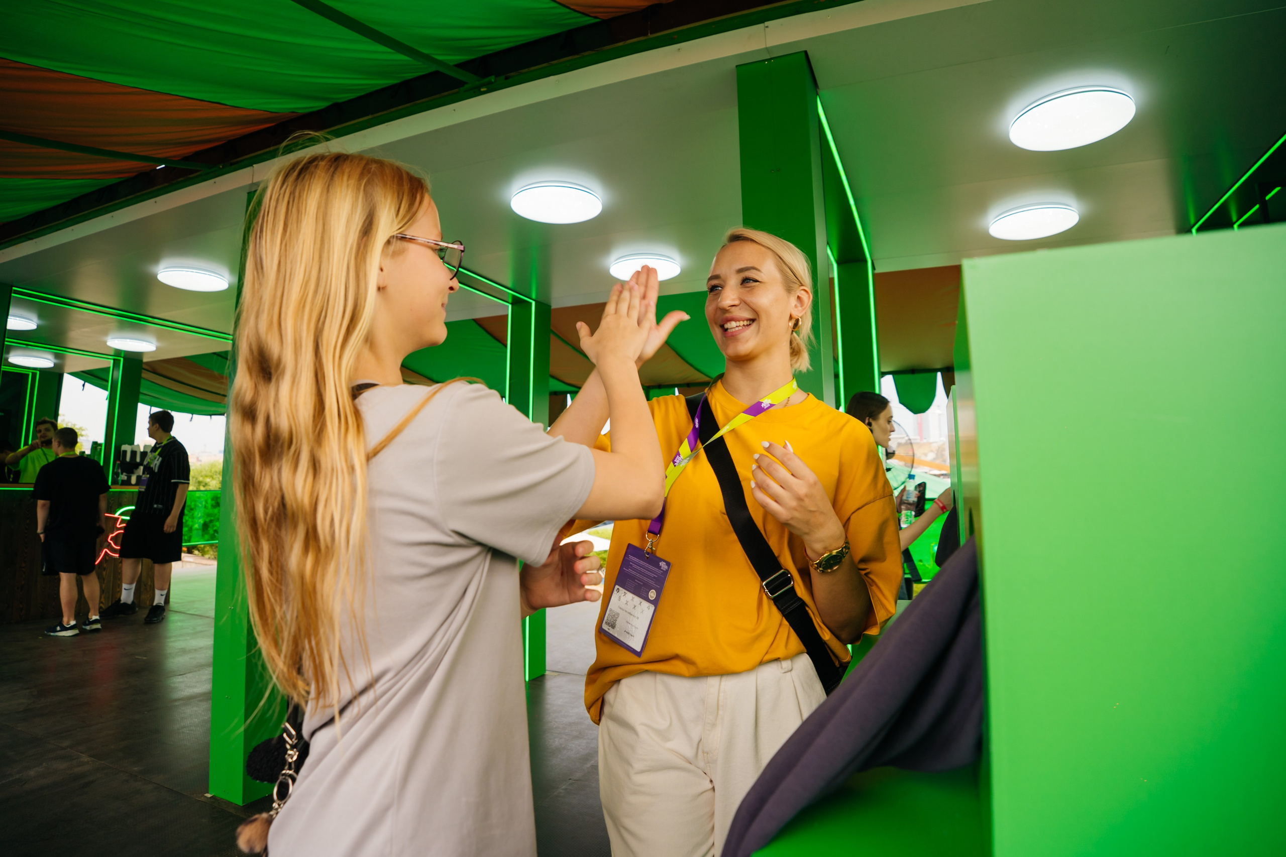 Пятерочка на VK фесте. Видеограф и Фотограф в Челябинске Ксения и Владимир Рюмины