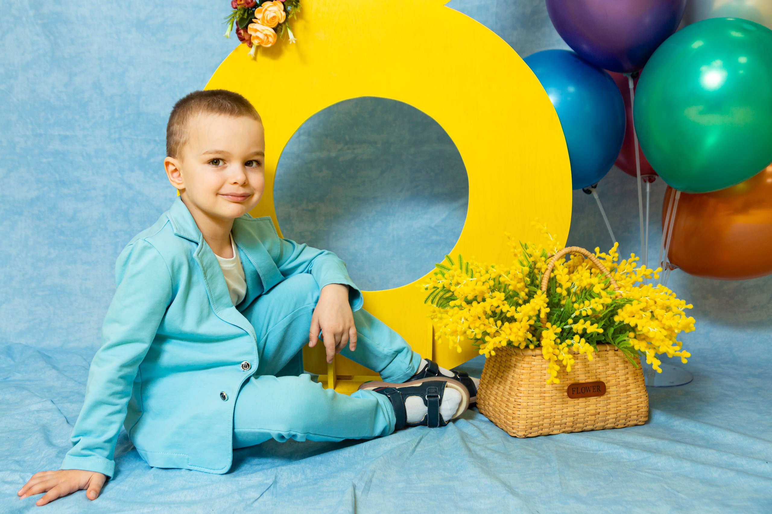 Детские фотопроекты. «ФотоЛерия» ФОТОГРАФ ВЫПУСКНЫЕ АЛЬБОМЫ