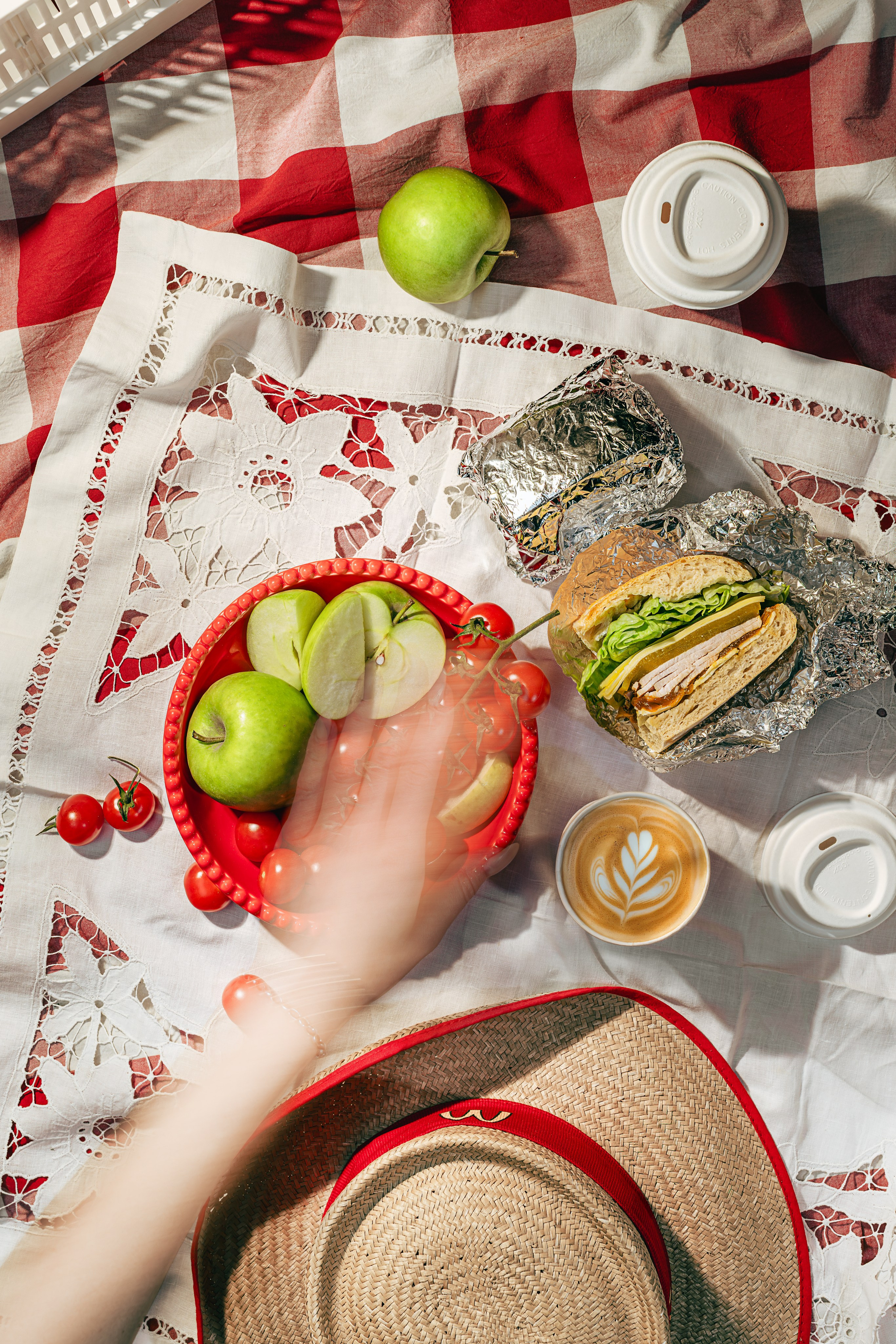 Vintage styled picnic & coffee. Foodie Stories (гастрономические истории) рекламная фуд-фотосъёмка, Москва