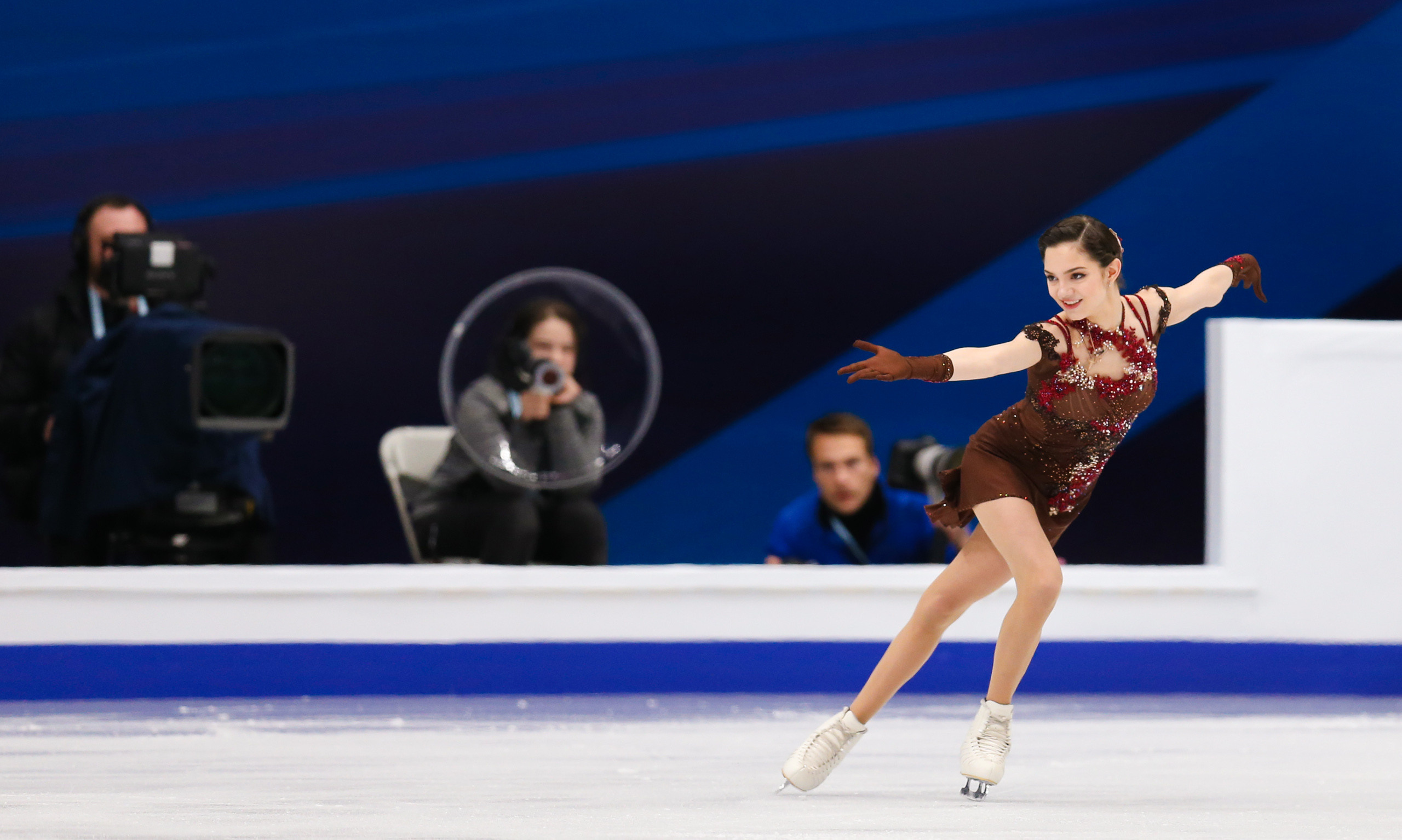 Чемпионат Европы по фигурному катанию — Загитова и Медведева — фото. Фотограф художественная гимнастика, фигурное катание, Москва и область