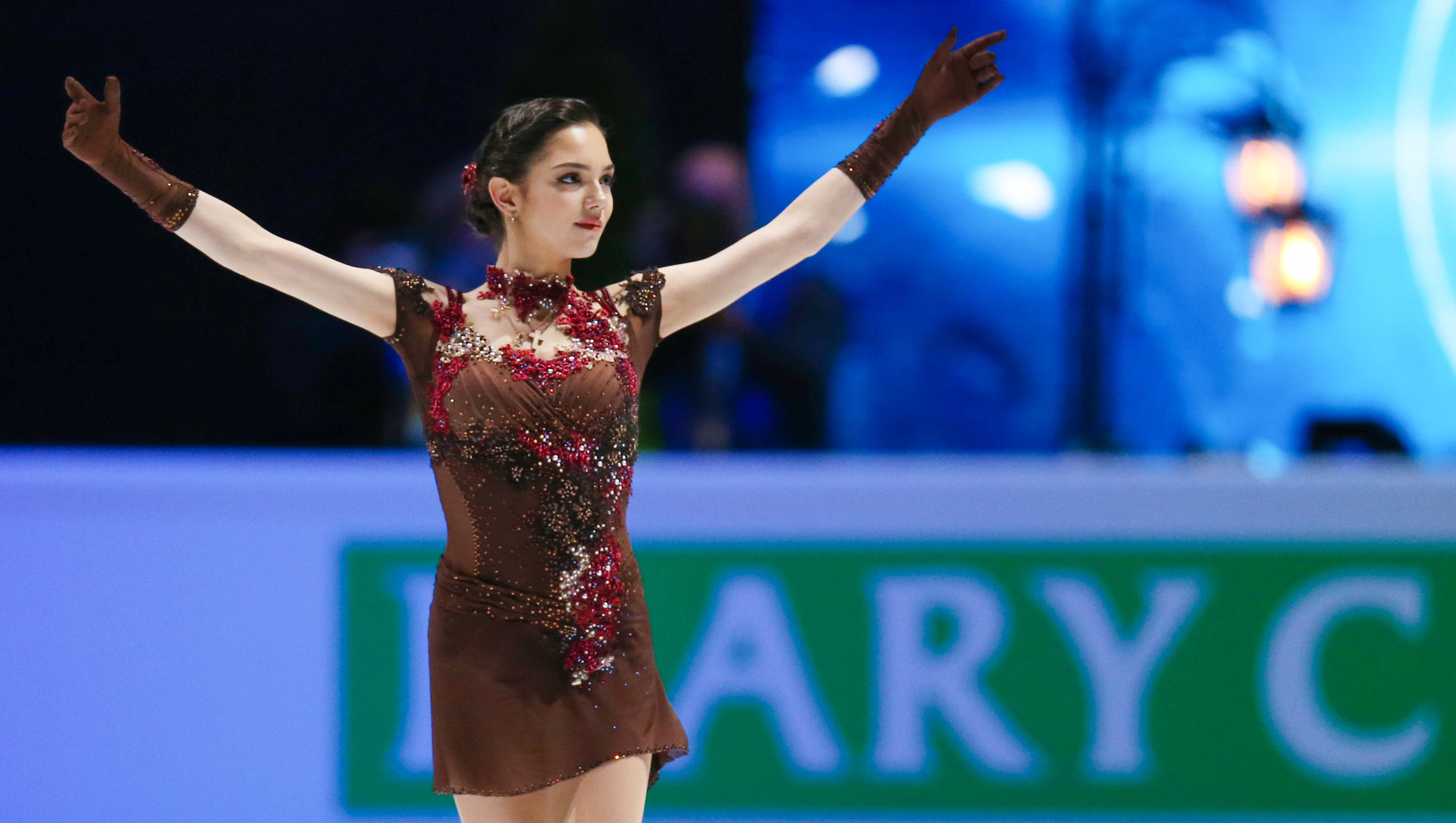 Чемпионат Европы по фигурному катанию — Загитова и Медведева — фото. Фотограф художественная гимнастика, фигурное катание, Москва и область