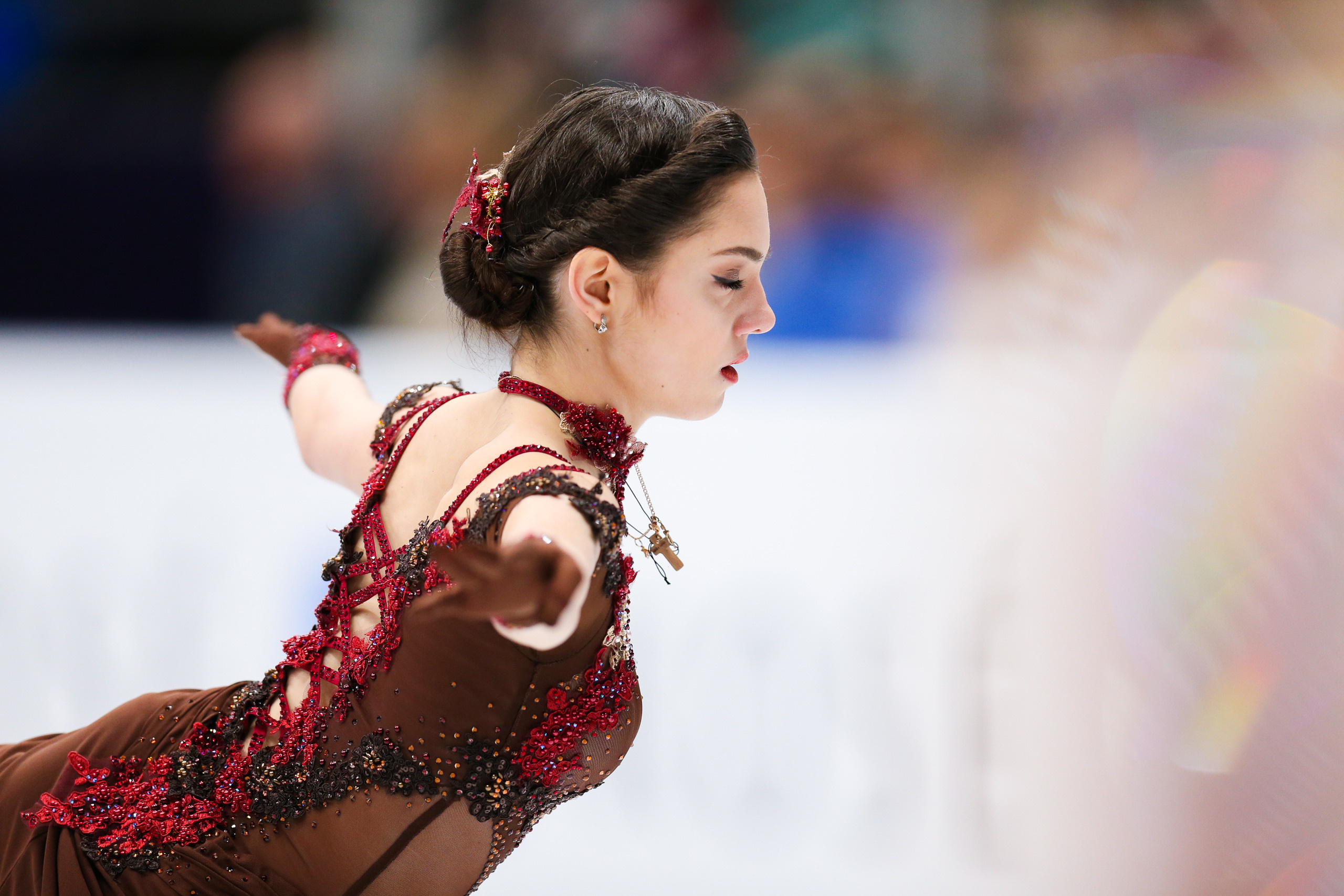 Чемпионат Европы по фигурному катанию — Загитова и Медведева — фото. Фотограф художественная гимнастика, фигурное катание, Москва и область