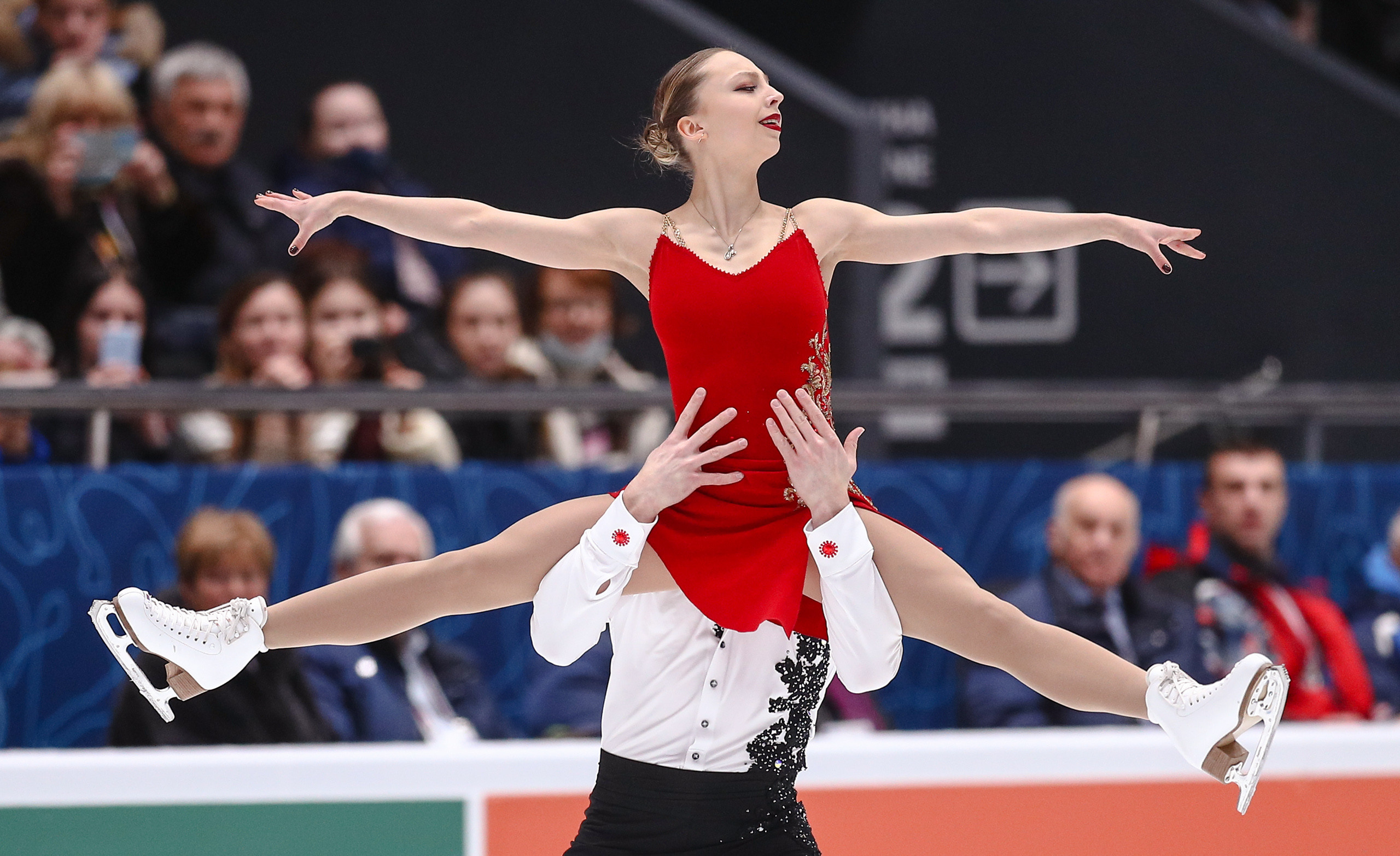 Чемпионат России по фигурному катанию 2022: фотограф Евгений Семенов. Фотограф художественная гимнастика, фигурное катание, Москва и область