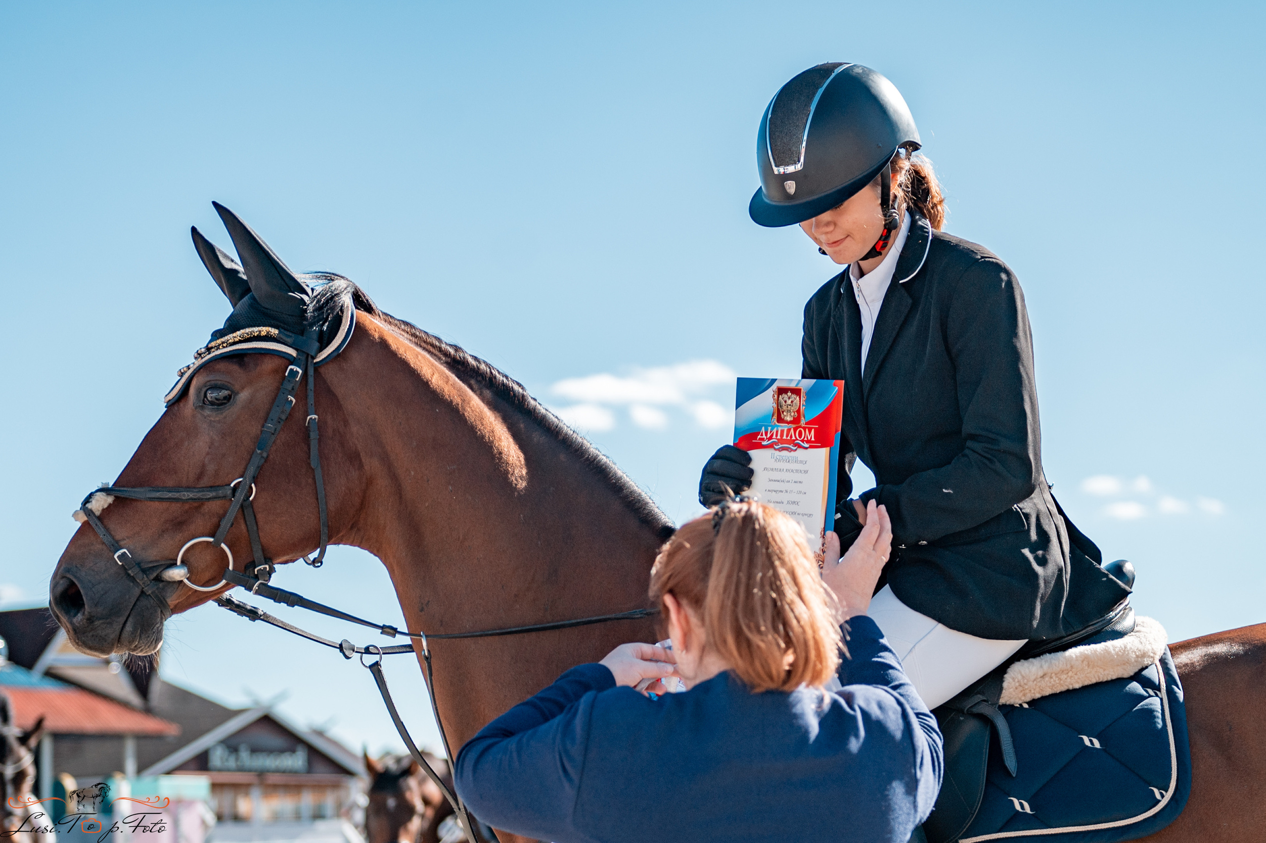 Конкур в Конаковских Конюшнях. Конный и фотограф с животными в Твери Топталова Люся
