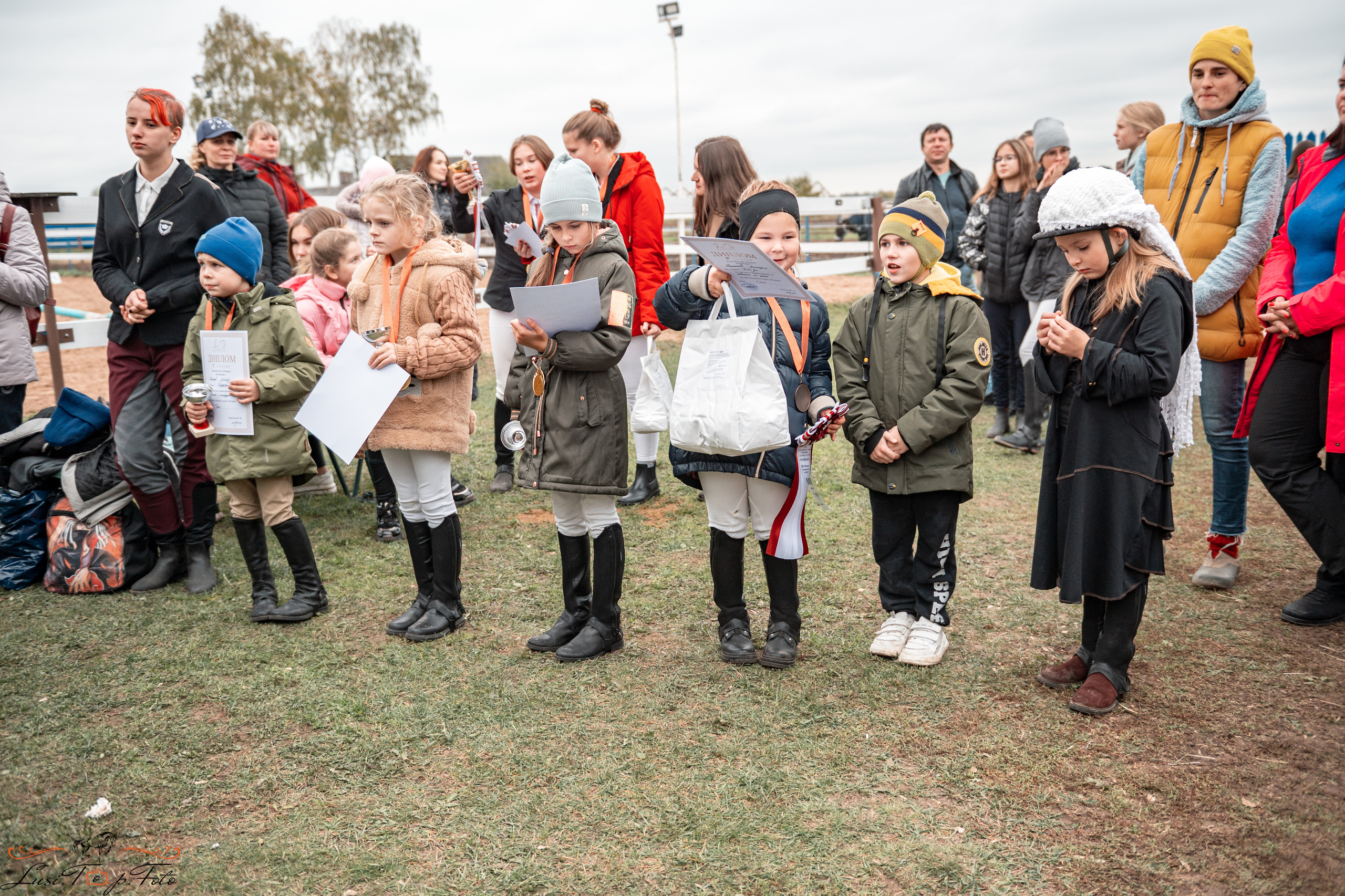 Конкур в КК «Резвая» — 10 лет. Конный и фотограф с животными в Твери Топталова Люся