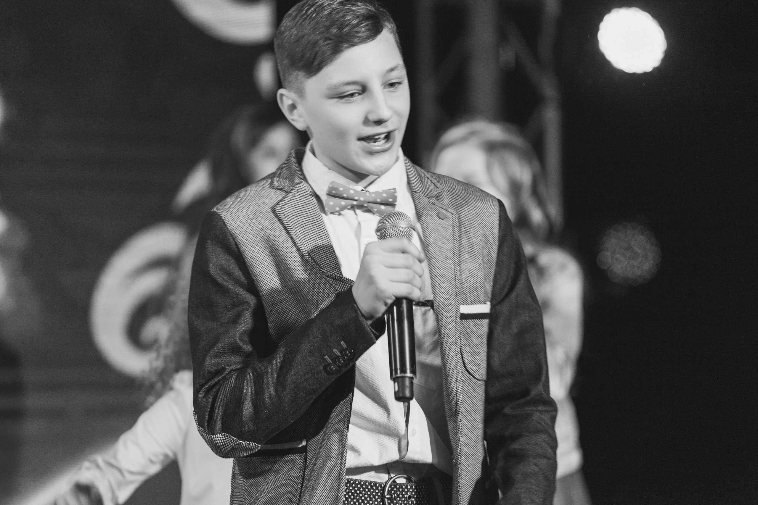 О2ТВ группа СТРАНА. Видеооператор/Фотограф Николай Завьялов