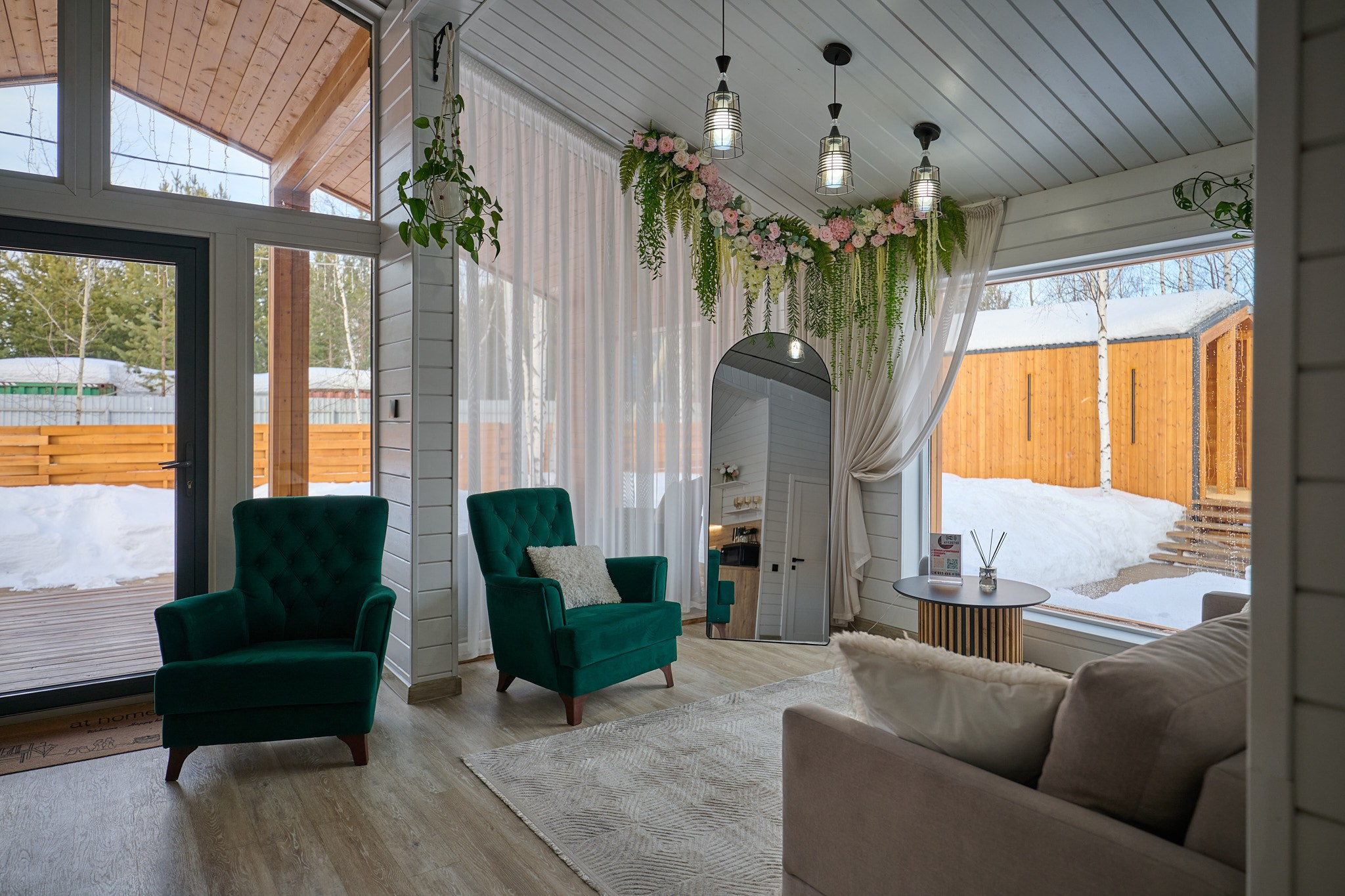 Интерьерная съемка в Сургуте. Студия по производству фото- и видео-контента «АППЕРТУРА»