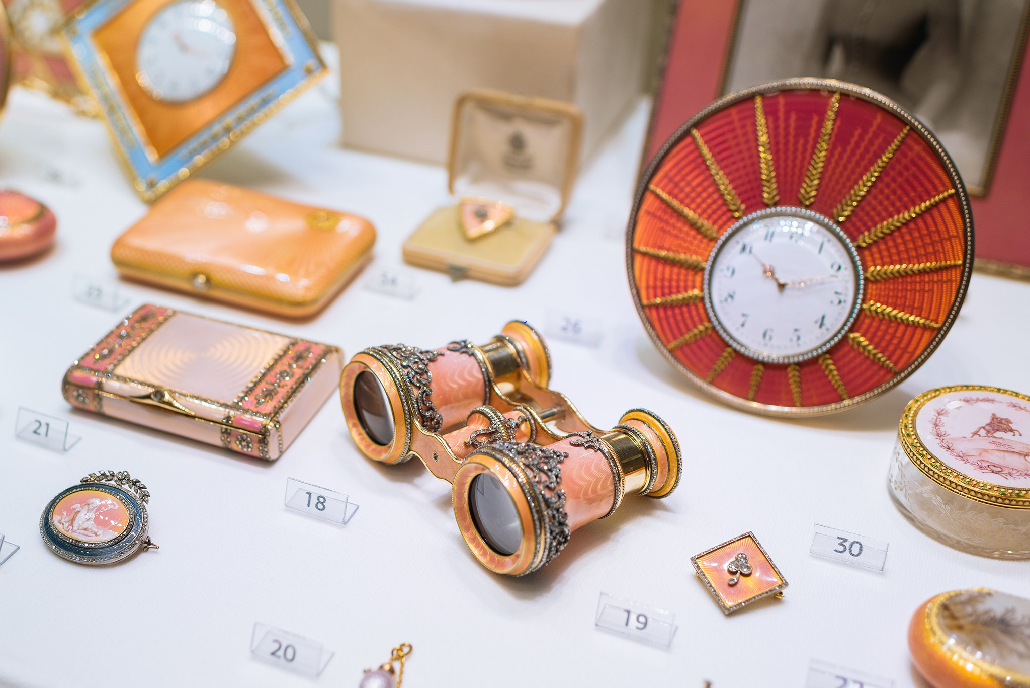 Егор Шапиро. Экскурсия в музей Фаберже. Ноябрь 24. Репортажный фотограф в Санкт-Петербурге Анастасия Клёпова