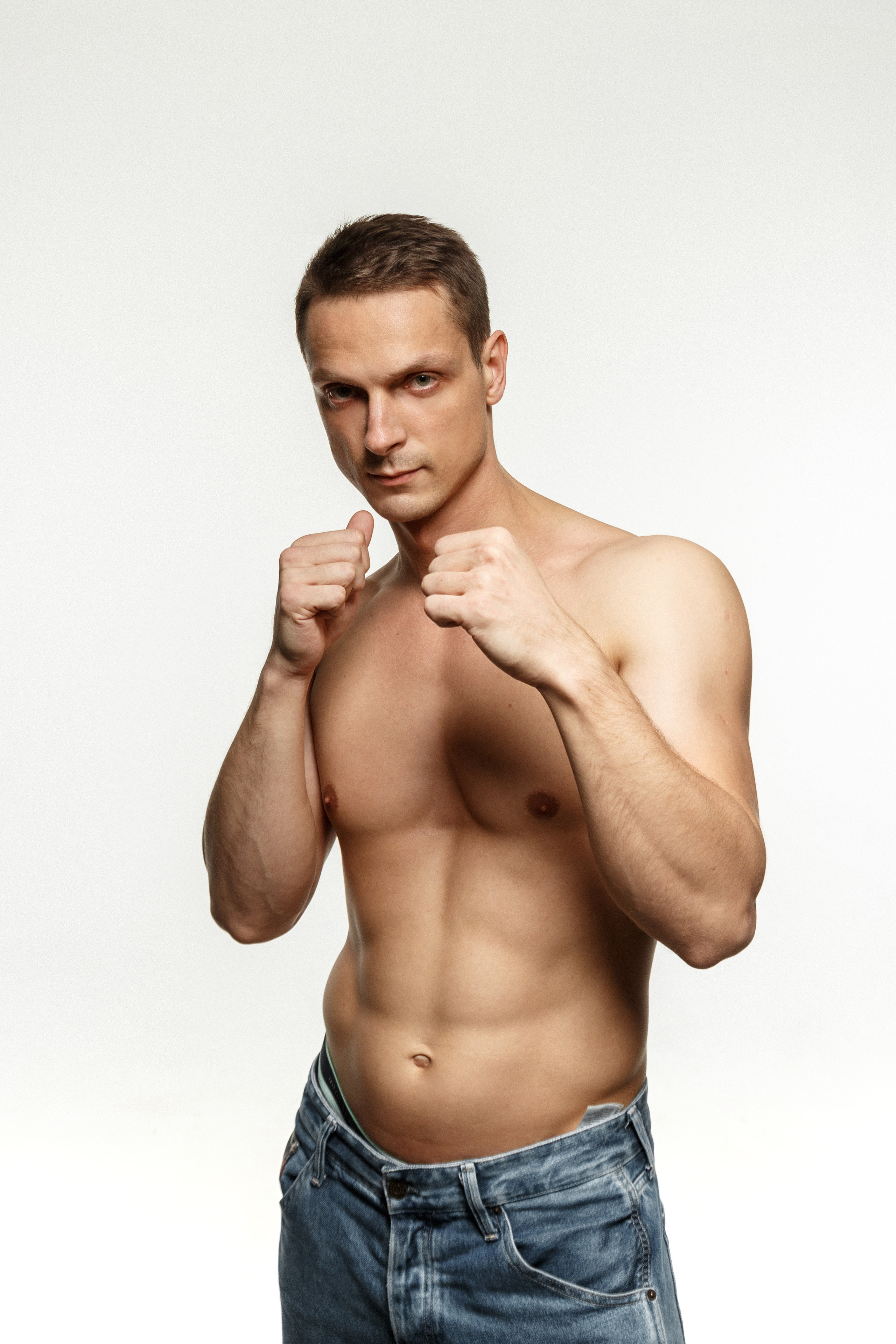 Александр. Фотосессия на циклораме. Фотограф в Москве Сергей Мирошников