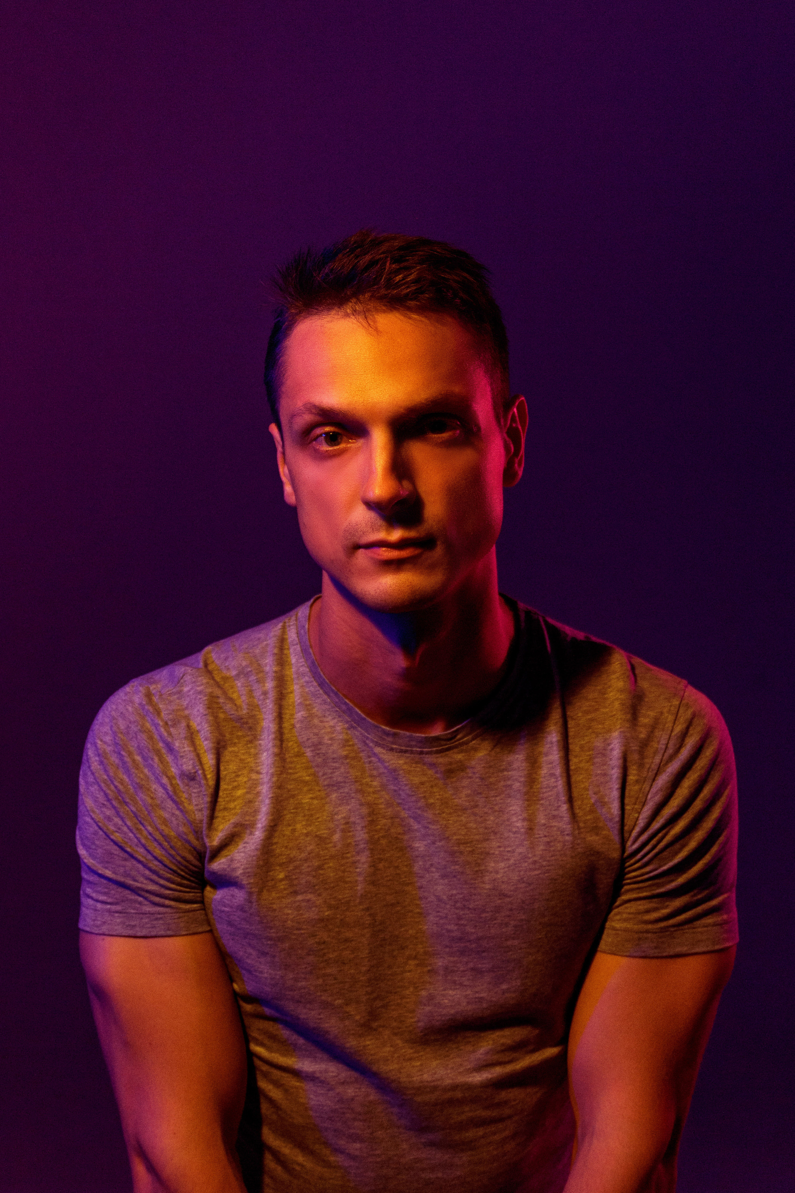 Александр. Фотосессия на циклораме. Фотограф в Москве Сергей Мирошников