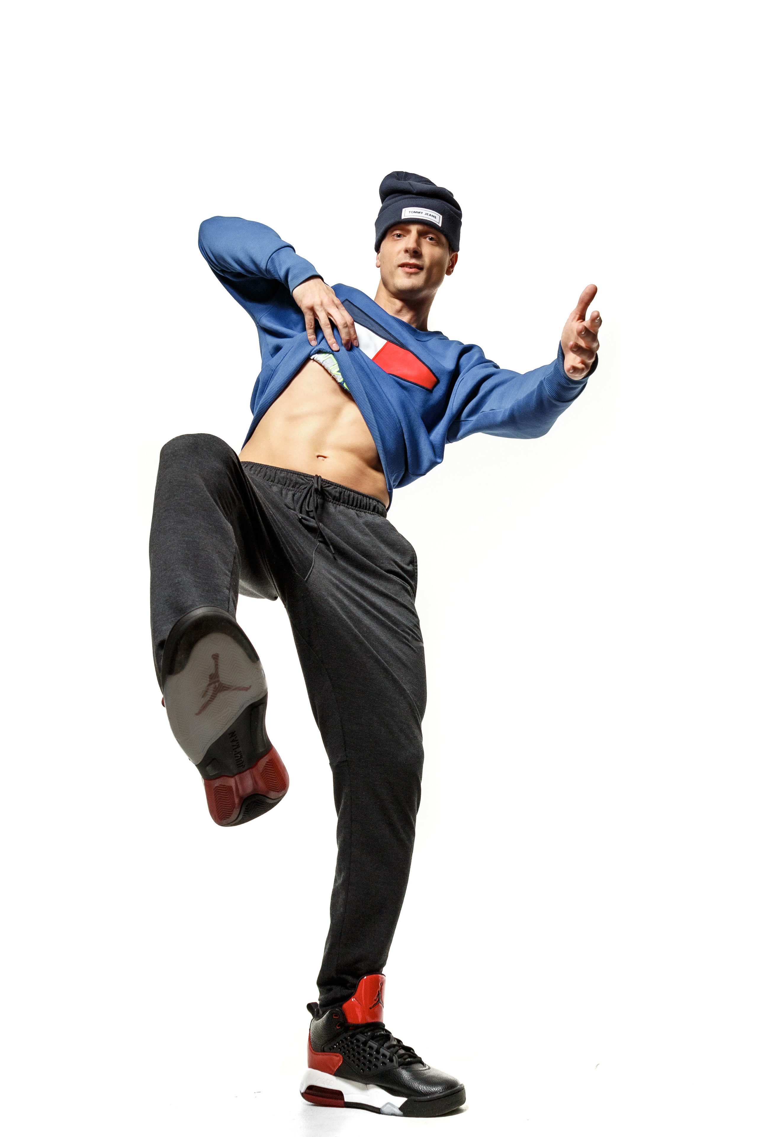 Александр. Фотосессия на циклораме. Фотограф в Москве Сергей Мирошников