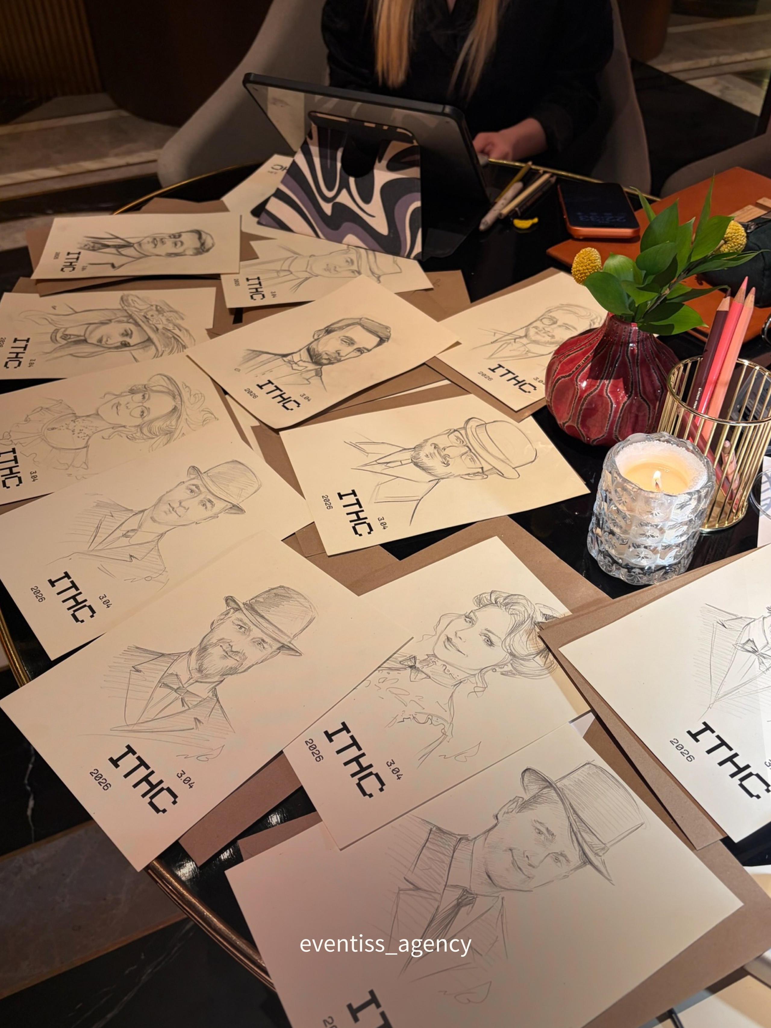 Рисунки и быстрые портретные скетчи за 15 мин вас ваших гостей. Eventiss art agency| Художники и арт-услуги на мероприятие Москва и МО