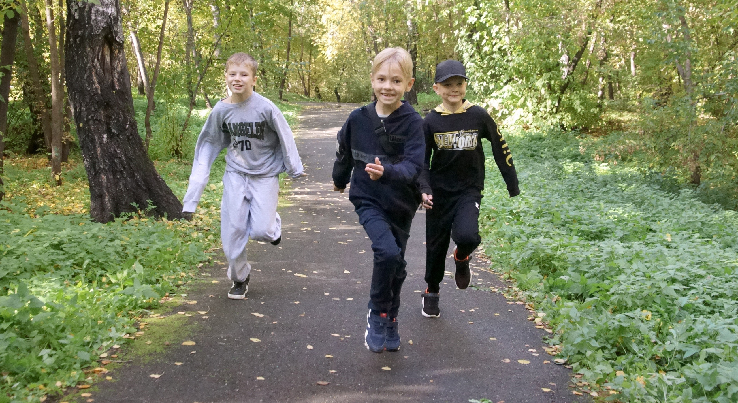 Фотосессия выпускников 4 класса начальной школы в Иркутске