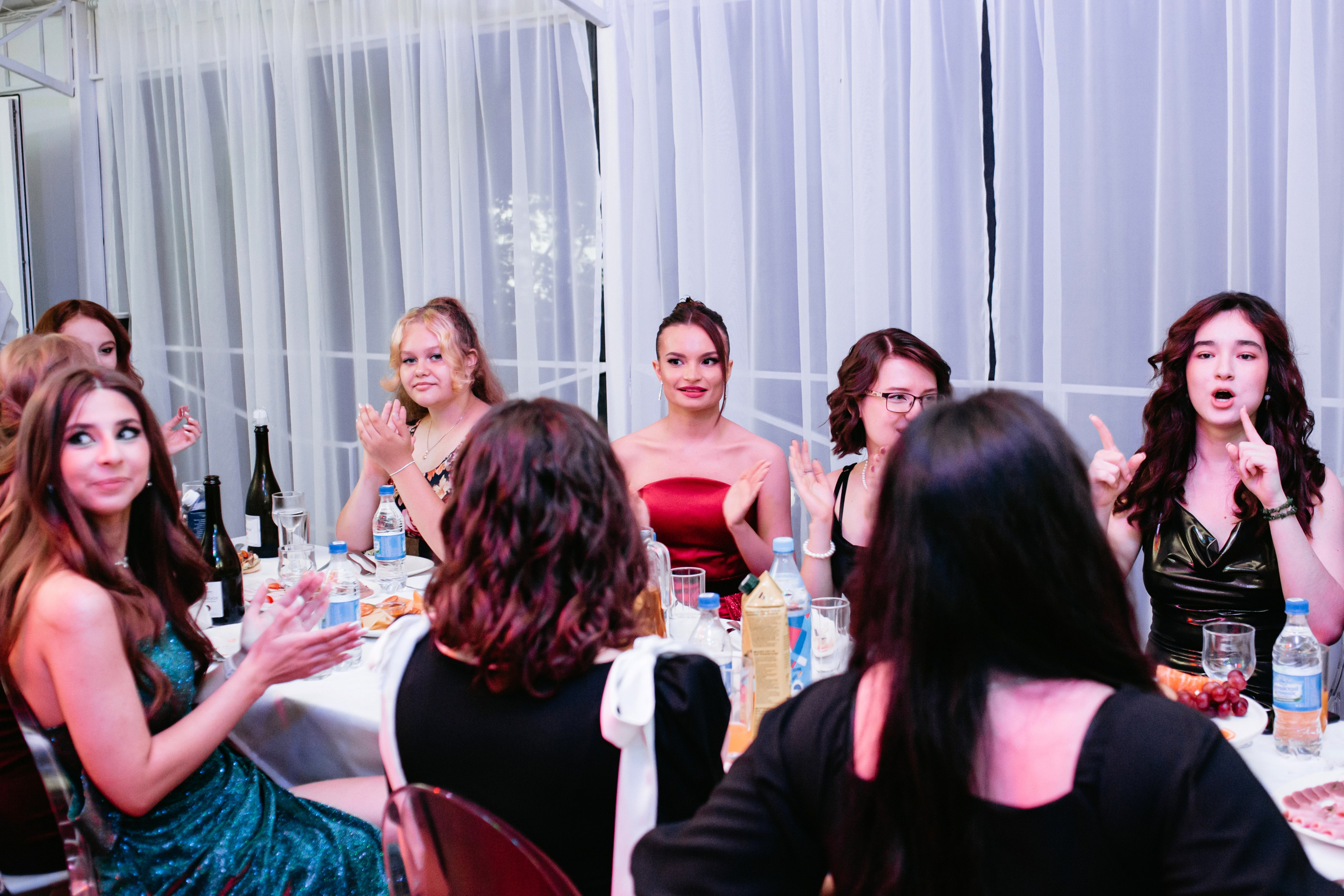 Выпускной 2025 (41 школа) 11 класс. Фотограф в Челябинске Ополихина Анна