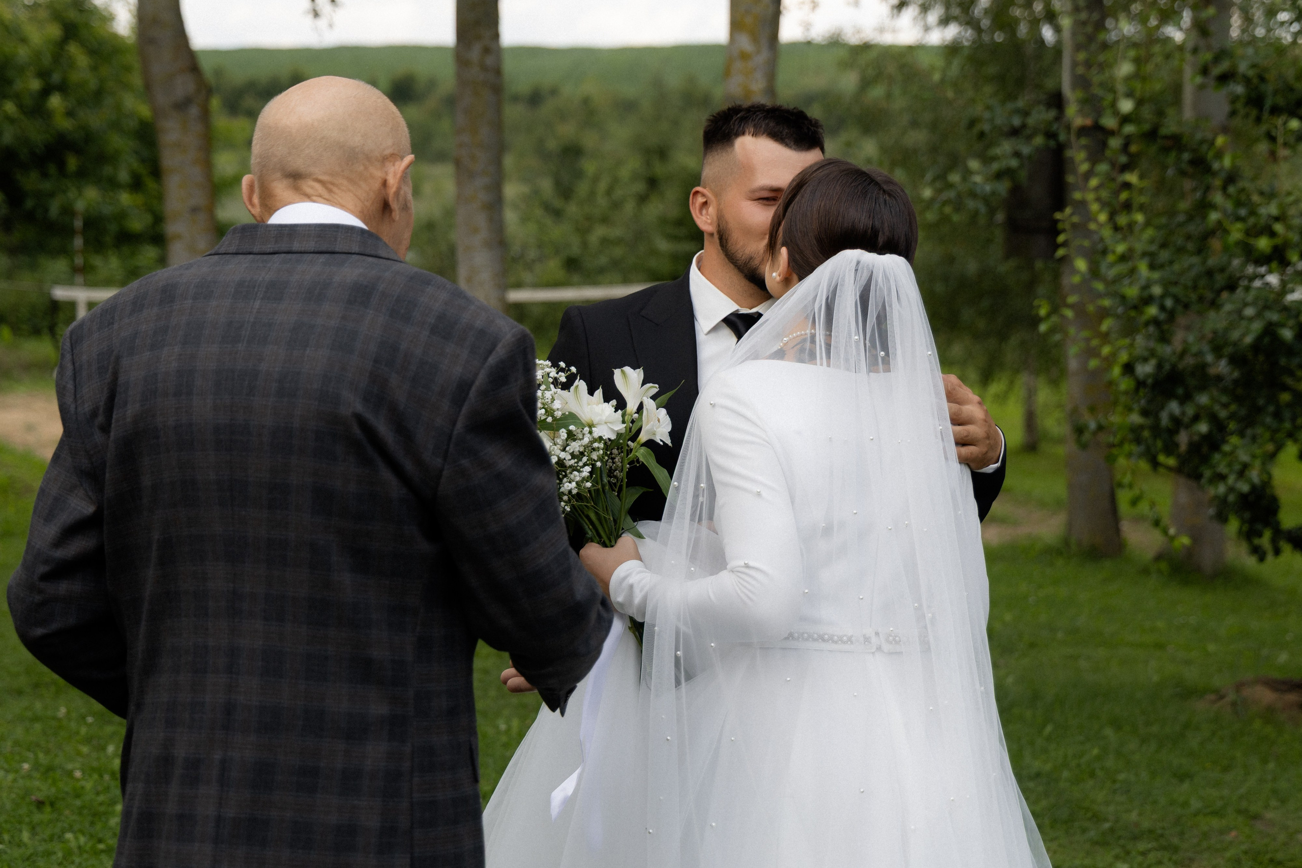 Свадебная фотосессия в агроусадьбе Лабодянка в Минске. Свадебный фотограф в Минске/Беларуси Сергей Спиридонов