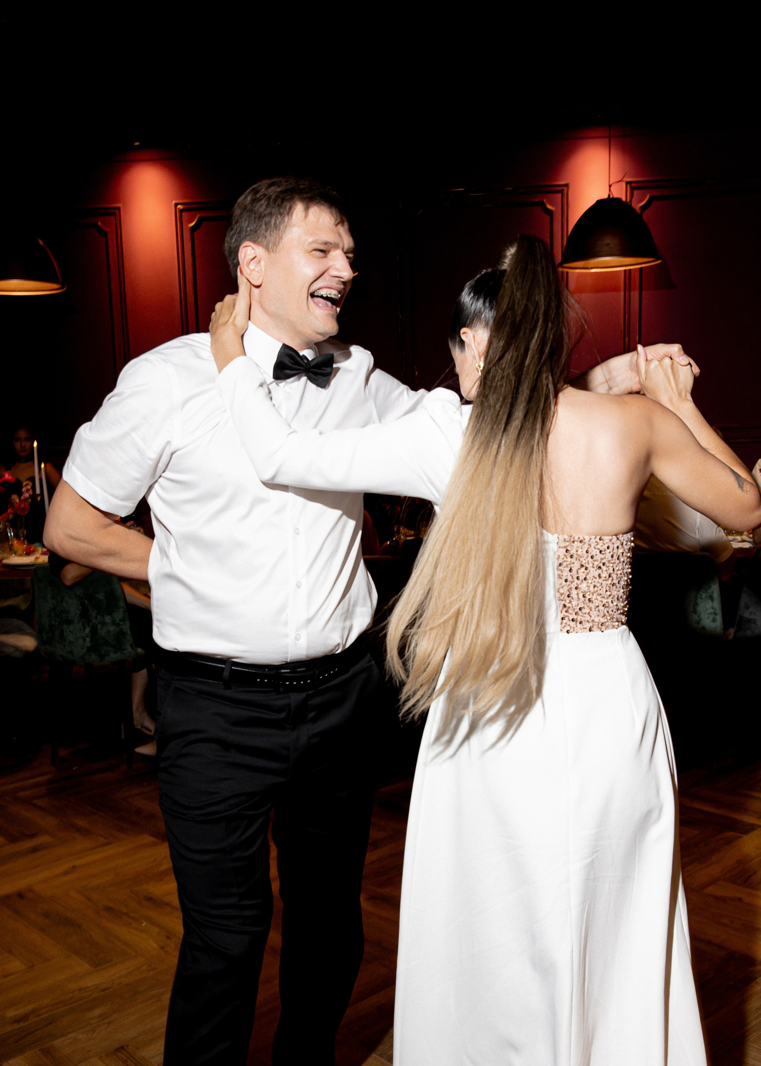 Профессиональная фото- видеосъемка на годовщину свадьбы в Краснодаре. Свадебный фотограф и видеограф Краснодар, Ростов, Сочи, Новороссийск