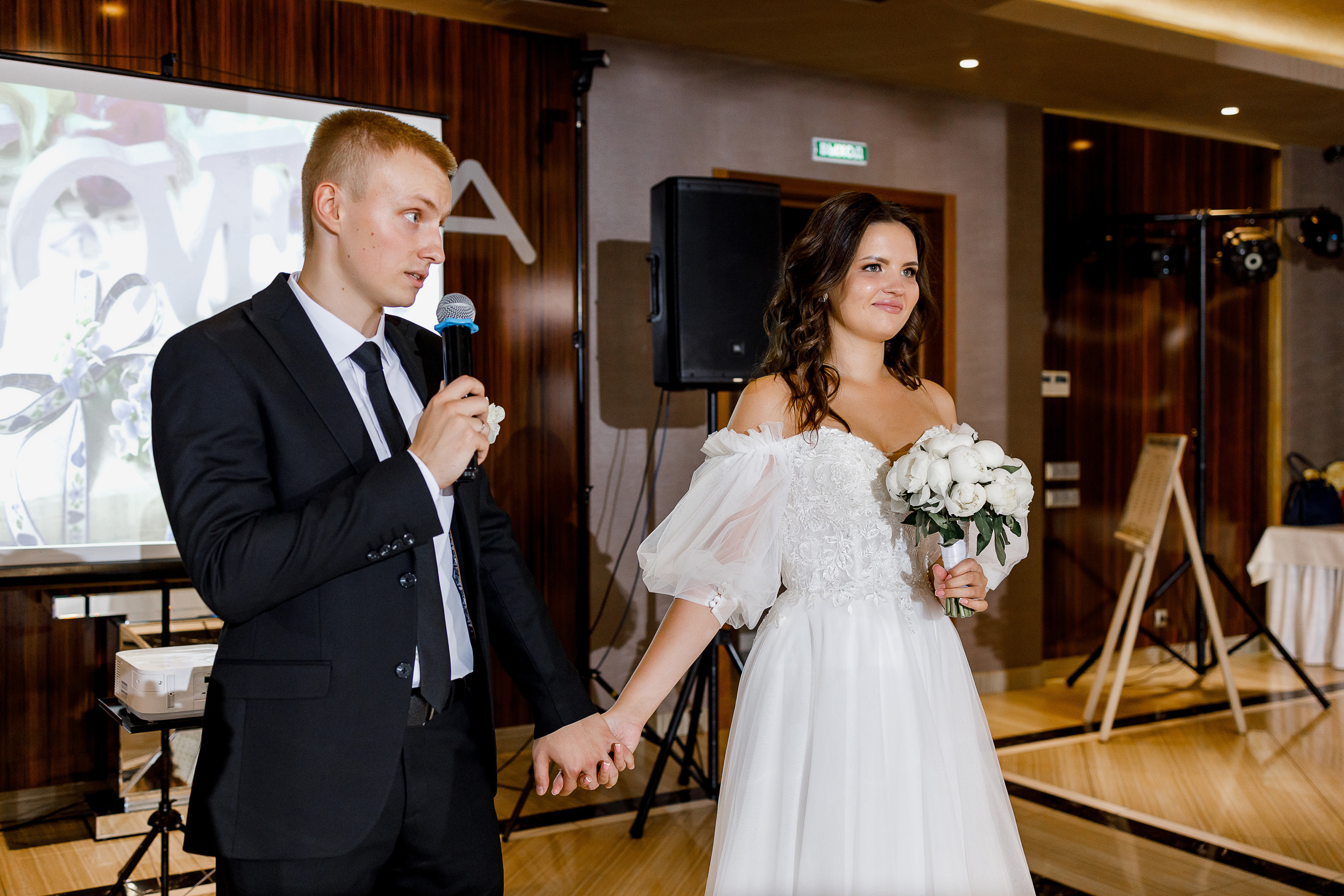 Красивая свадебная церемония в шикарном отеле. Олег Сверчков | Свадебный фотограф Вологда